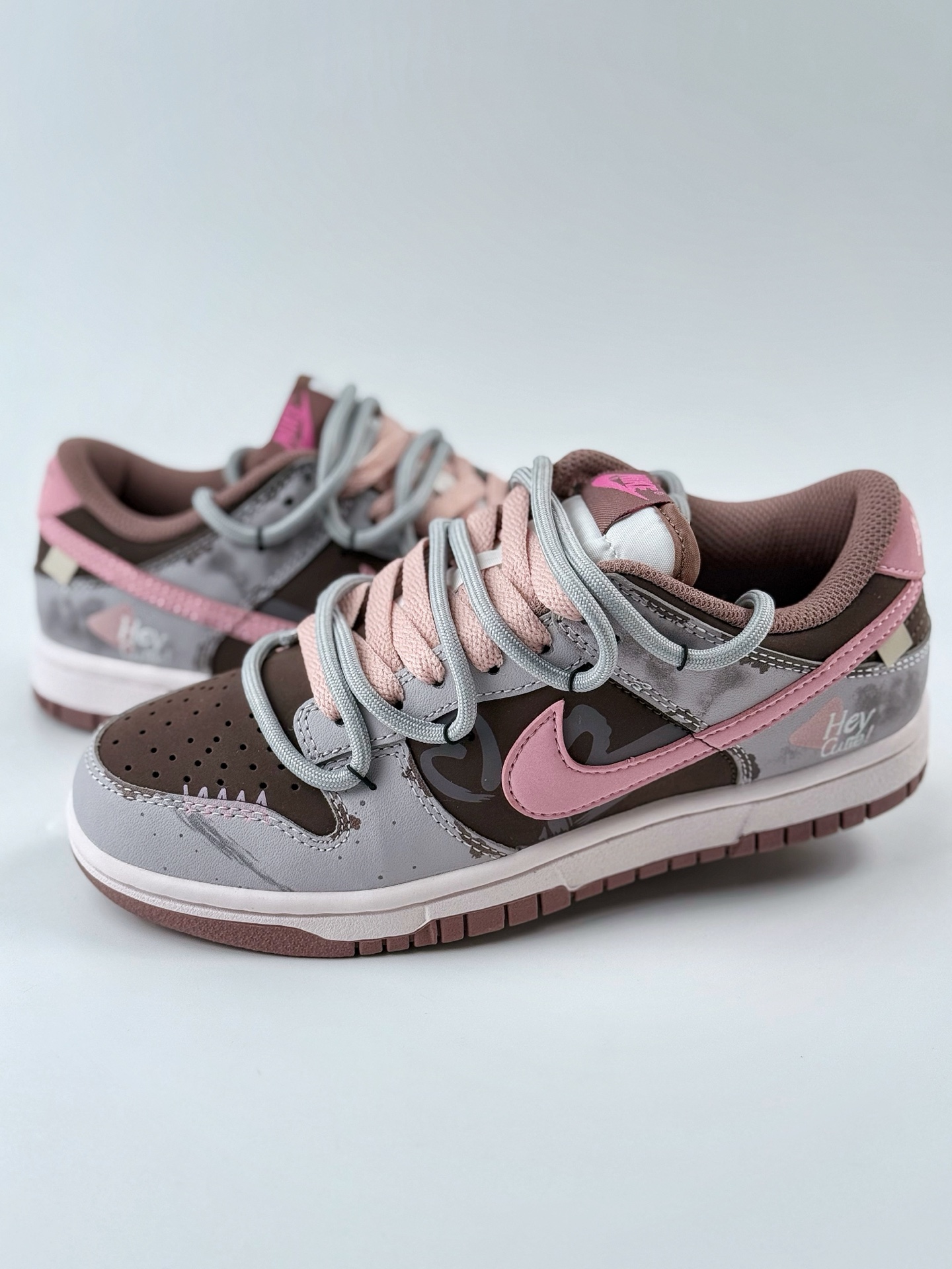 280 Nike SB Dunk Low 考拉派对 粉梦副歌 甜酷辣妹 解构 粉棕黑 FZ3611-208