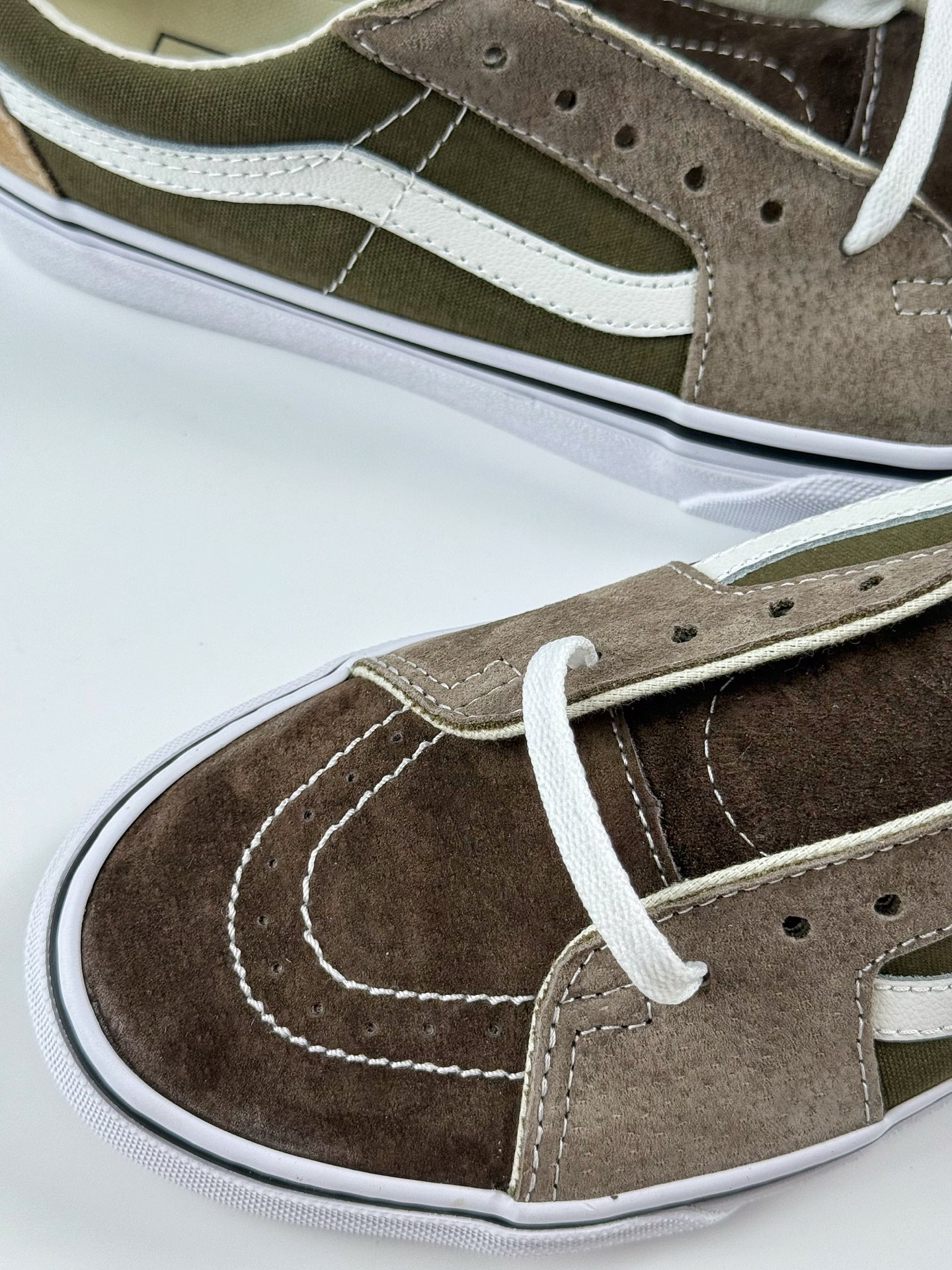 140 VANS范斯Sk8-Low 2022夏季新款 复古棕绿拼接低帮情侣运动休闲帆布鞋滑板鞋 VN0A4UUKB7