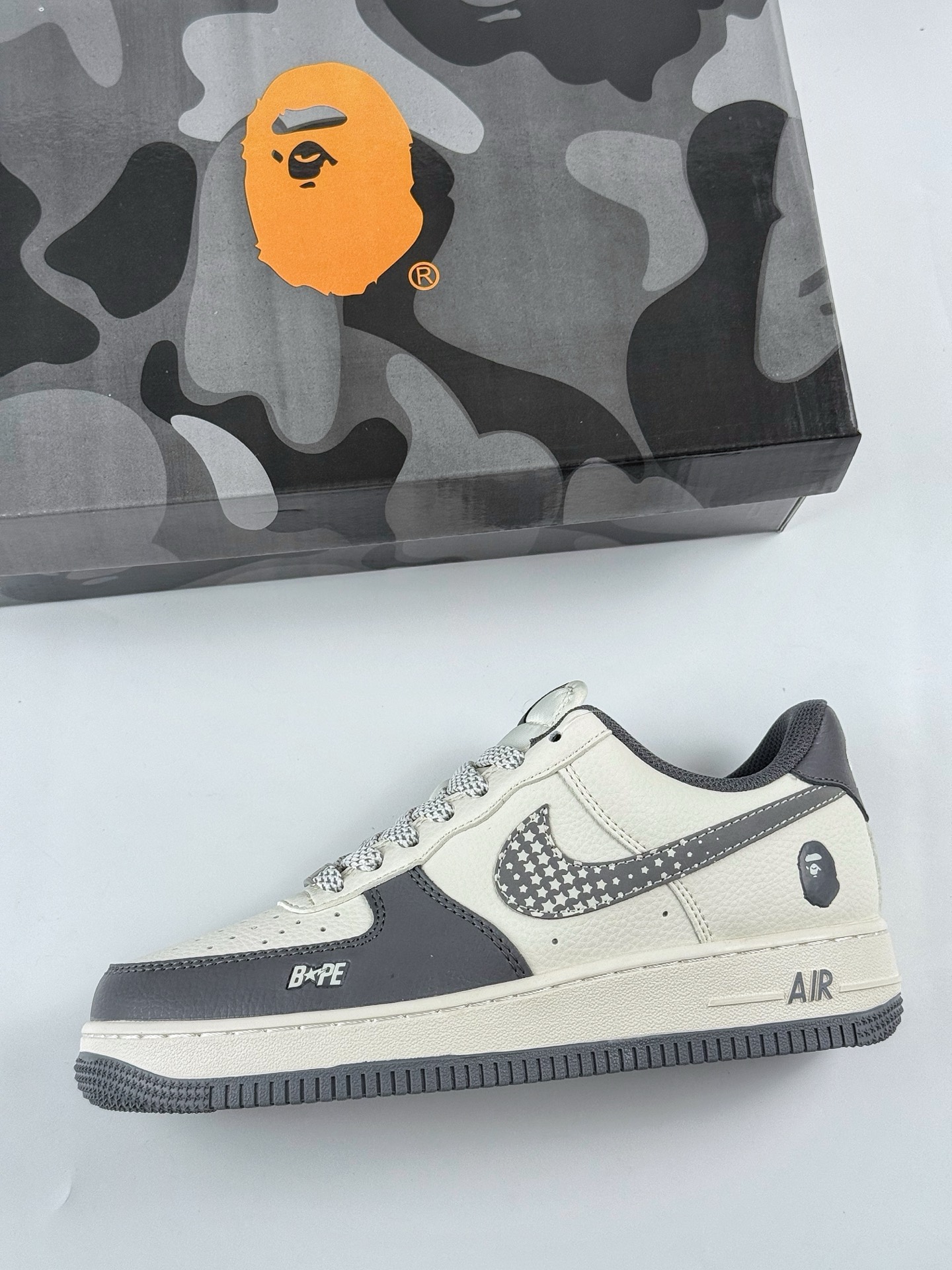 260 Nike Air Force 1 Low 07 x BAPE 白灰满天星 XS1958-570