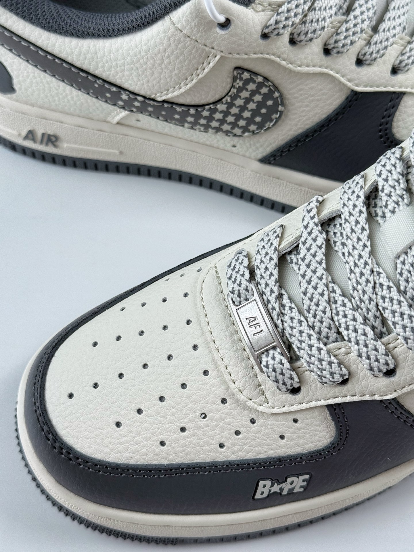260 Nike Air Force 1 Low 07 x BAPE 白灰满天星 XS1958-570