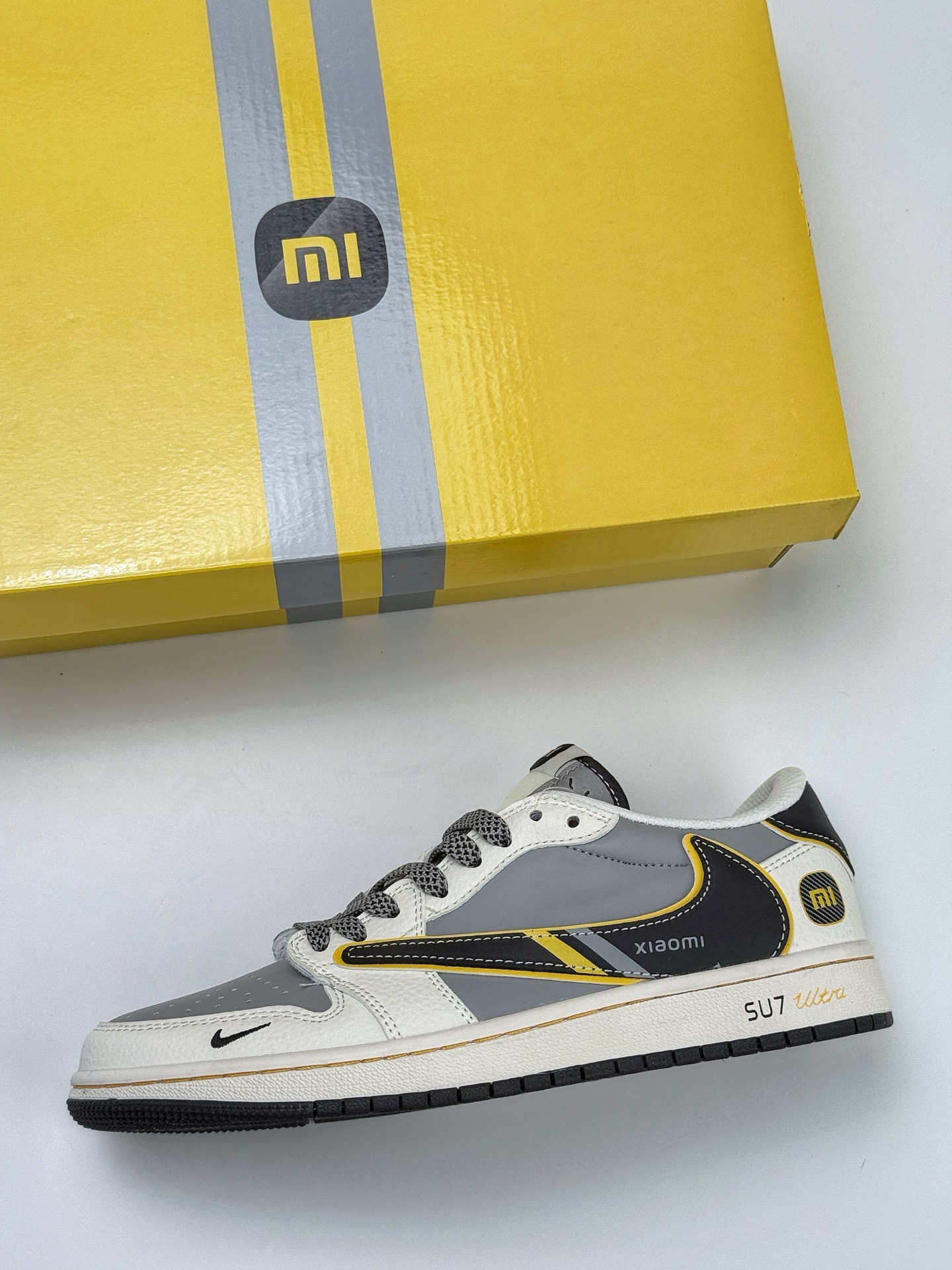 280 Travis Scott x Nike Air Jordan 1 Low SU7 Ultra Air Jordan 1 Low 反转白灰黄小钩满天星倒钩 XX3168-162