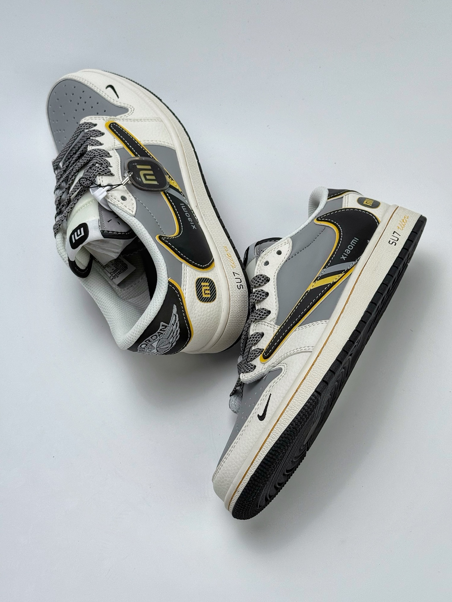 280 Travis Scott x Nike Air Jordan 1 Low SU7 Ultra Air Jordan 1 Low 反转白灰黄小钩满天星倒钩 XX3168-162