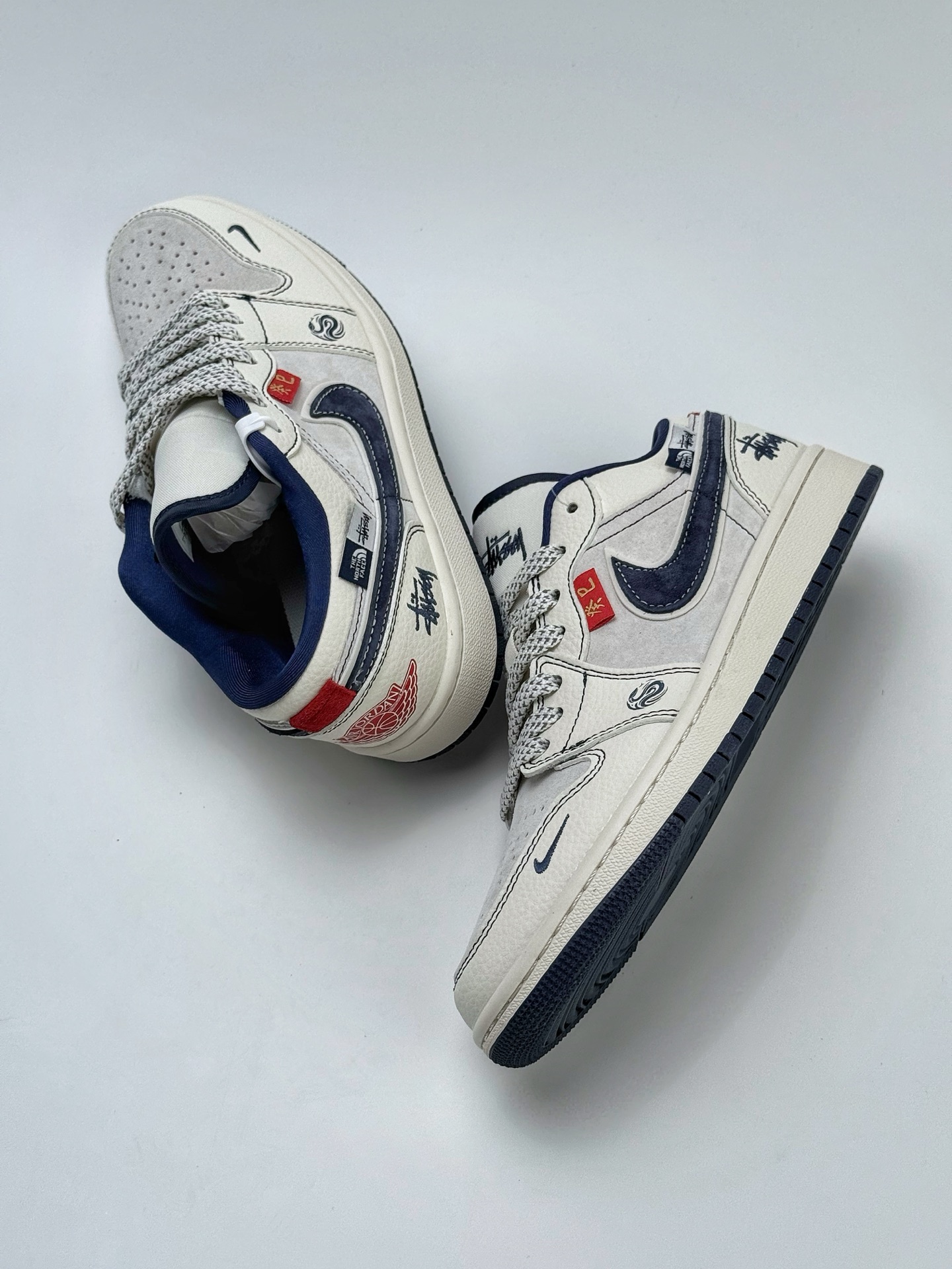 280 Air Jordan 1 Retro Low x Stussy 蛇年限定 白蓝小钩满天星 YX5066-316