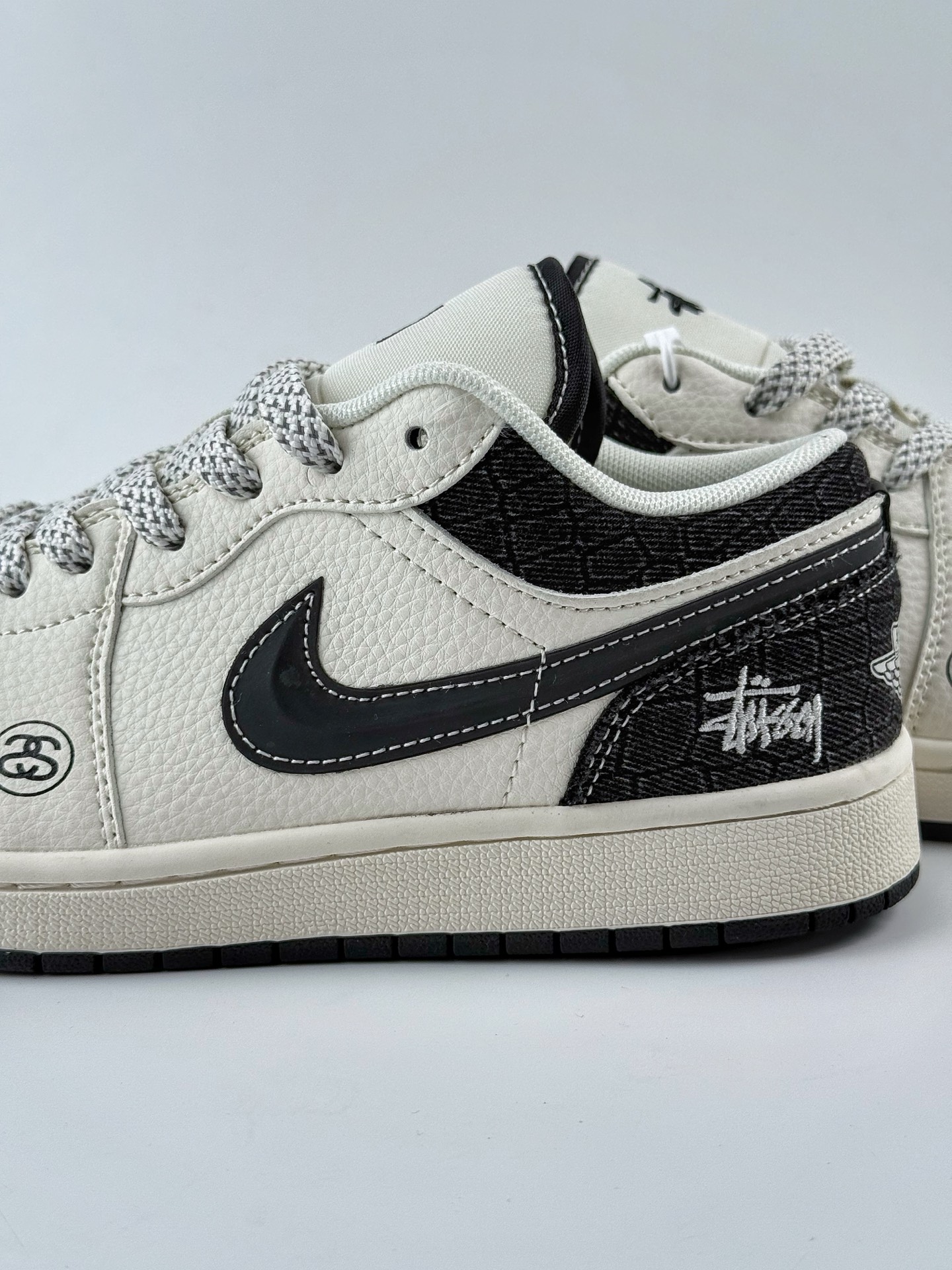280 Air Jordan 1 Retro Low x Stussy 白黑牛仔布小钩满天星 XS6086-561