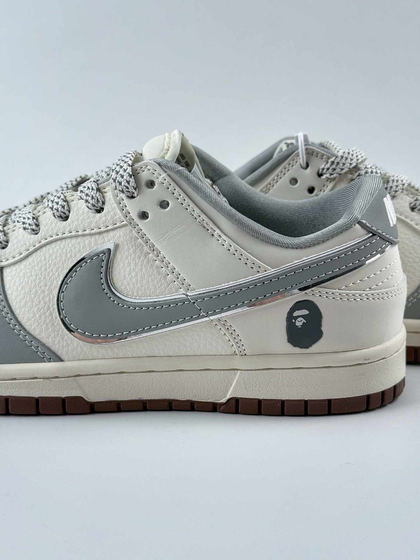 280 Nike SB Dunk Low x BAPE 灰白满天星 JJ2508-558