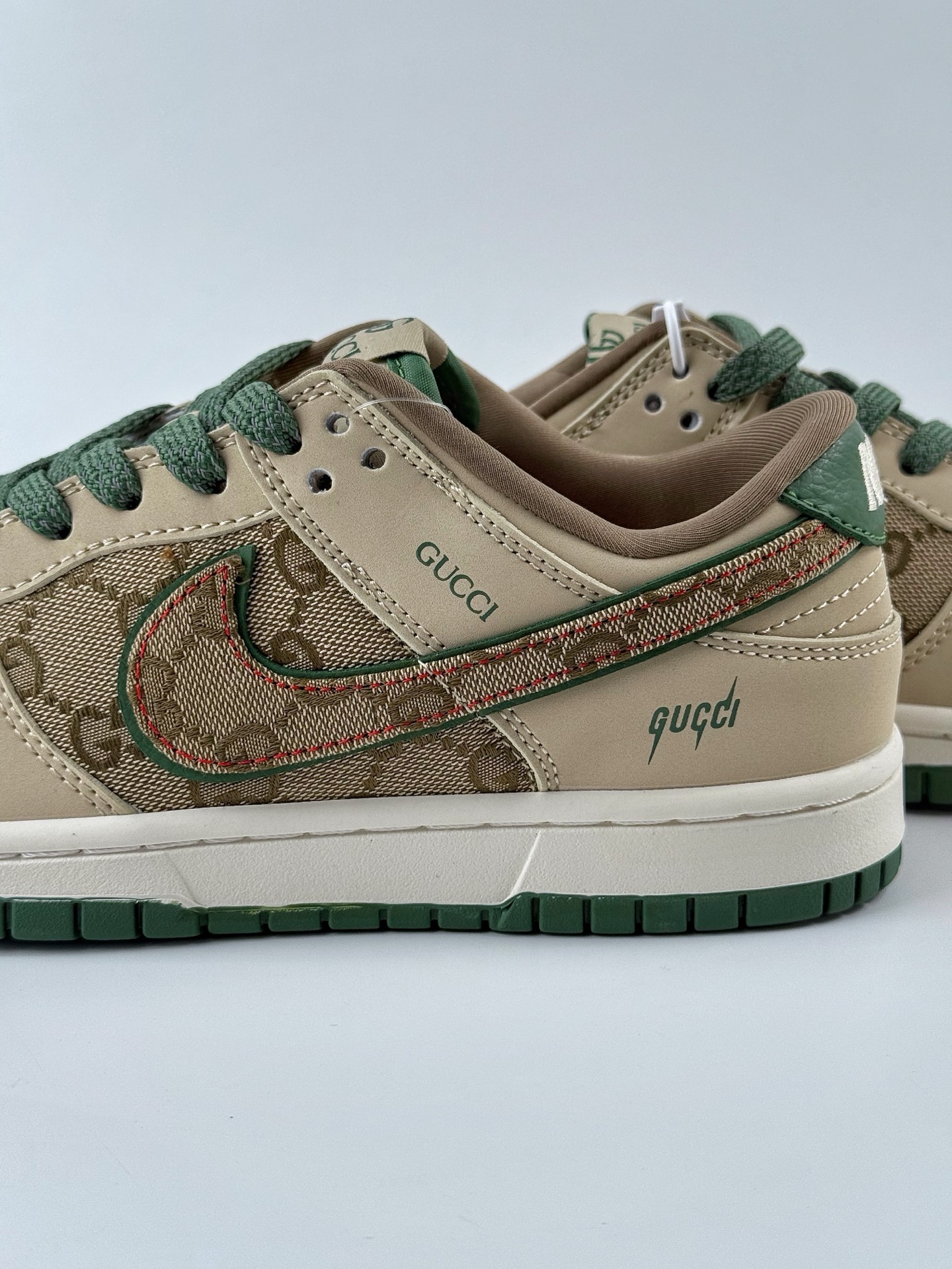 240 Nike SB Dunk Low x GUCCI 棕绿小钩 XD1588-208