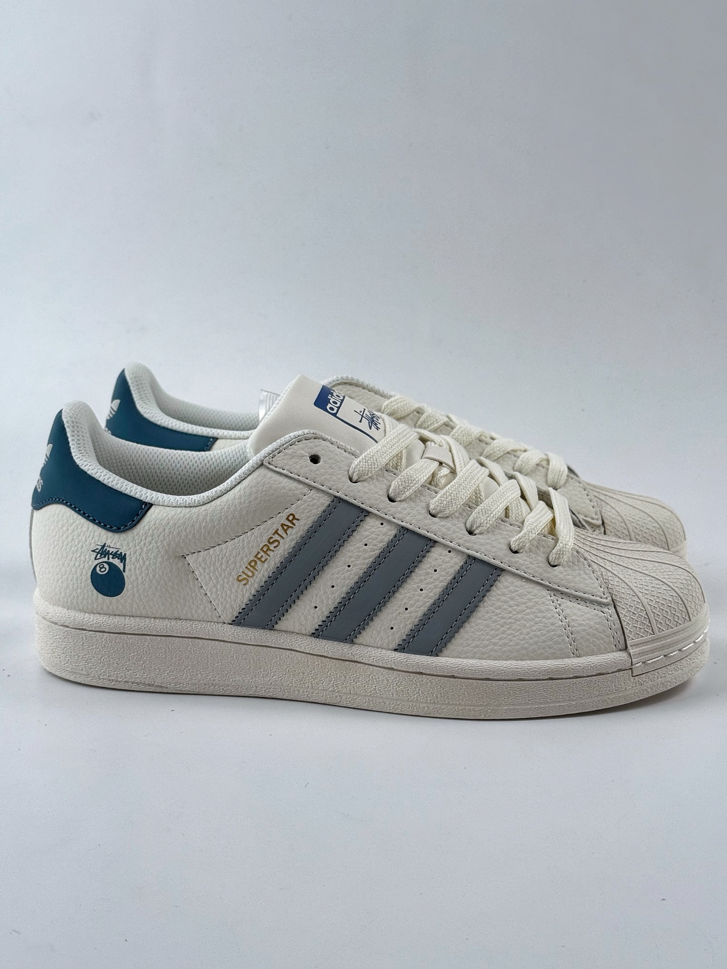 220 AD Originals Superstar x Stussy 白灰蓝 HD2202