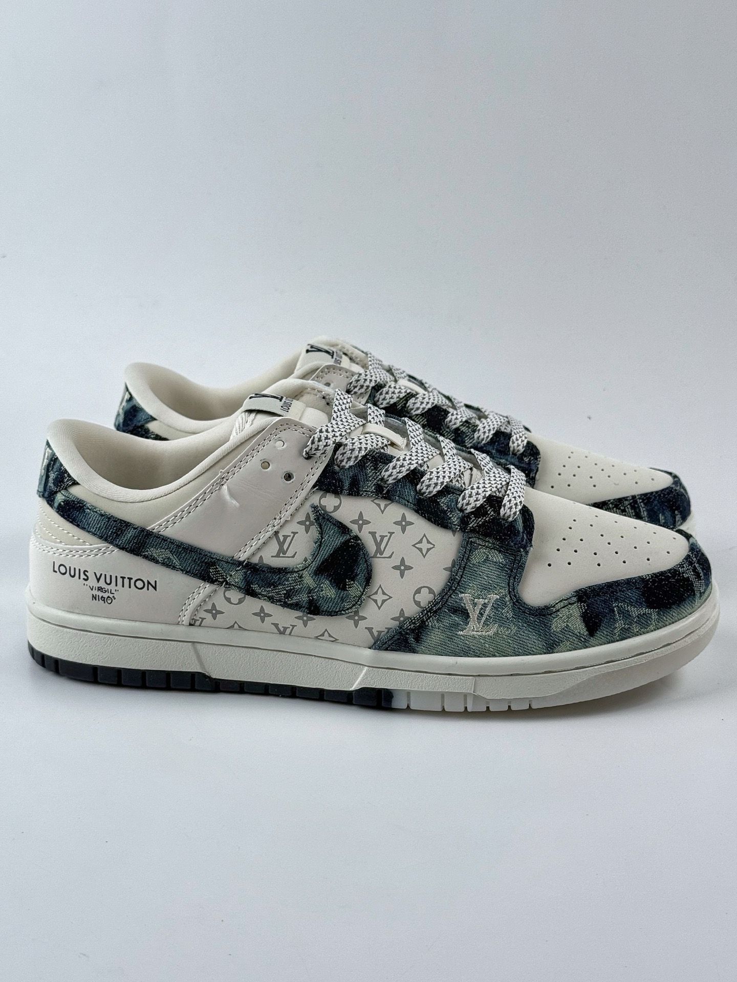 280 Nike SB Dunk Low x Louis Vuitton 白蓝牛仔布满天星 CH8311-288