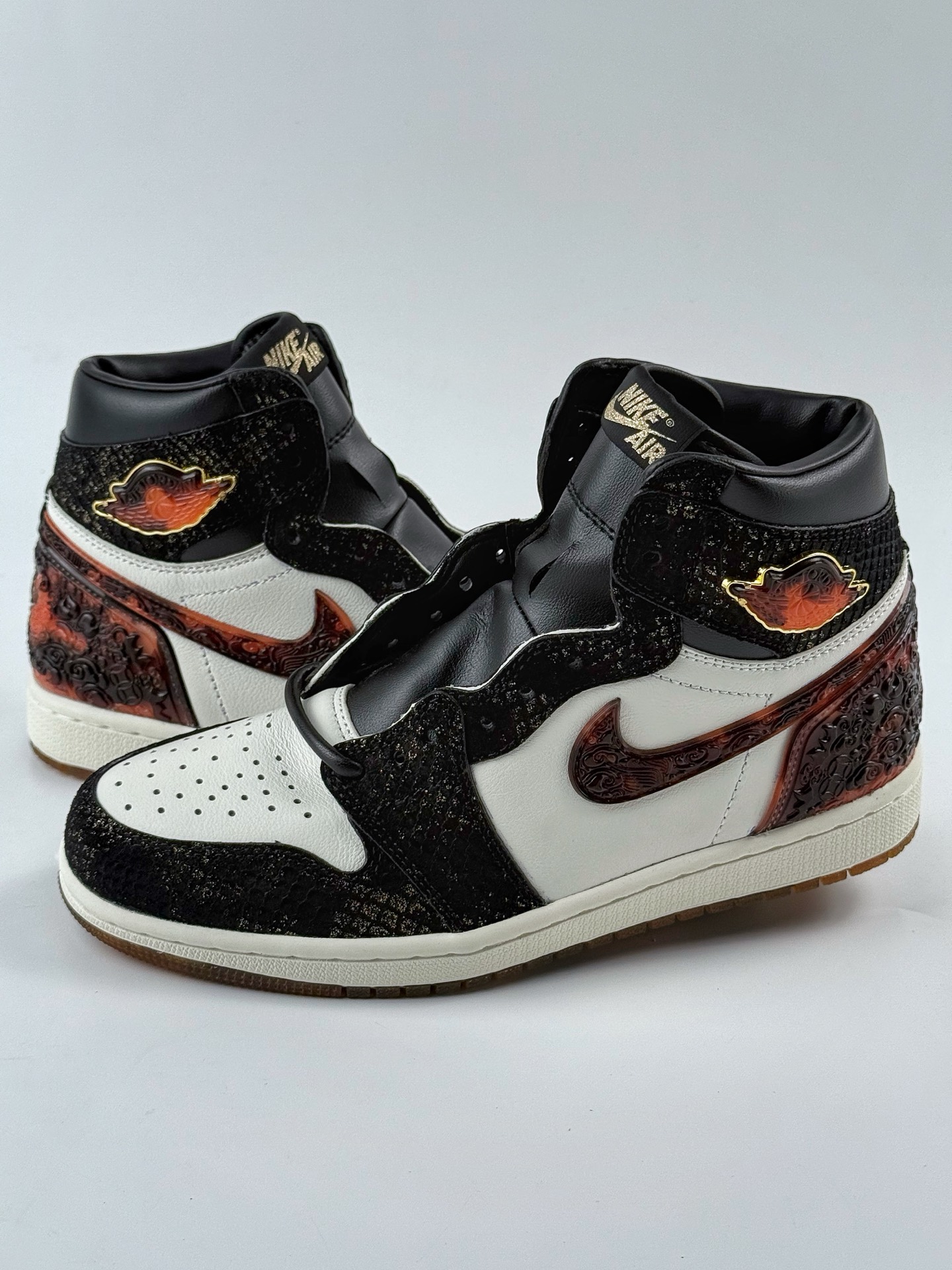 350 莞产原底面 市售最高版本 Air Jordan 1 Retro High XUANWU ”玄武” 亚洲限定蛇年CNY IB3165-091