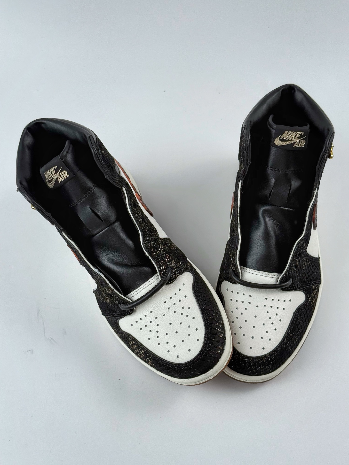 350 莞产原底面 市售最高版本 Air Jordan 1 Retro High XUANWU ”玄武” 亚洲限定蛇年CNY IB3165-091