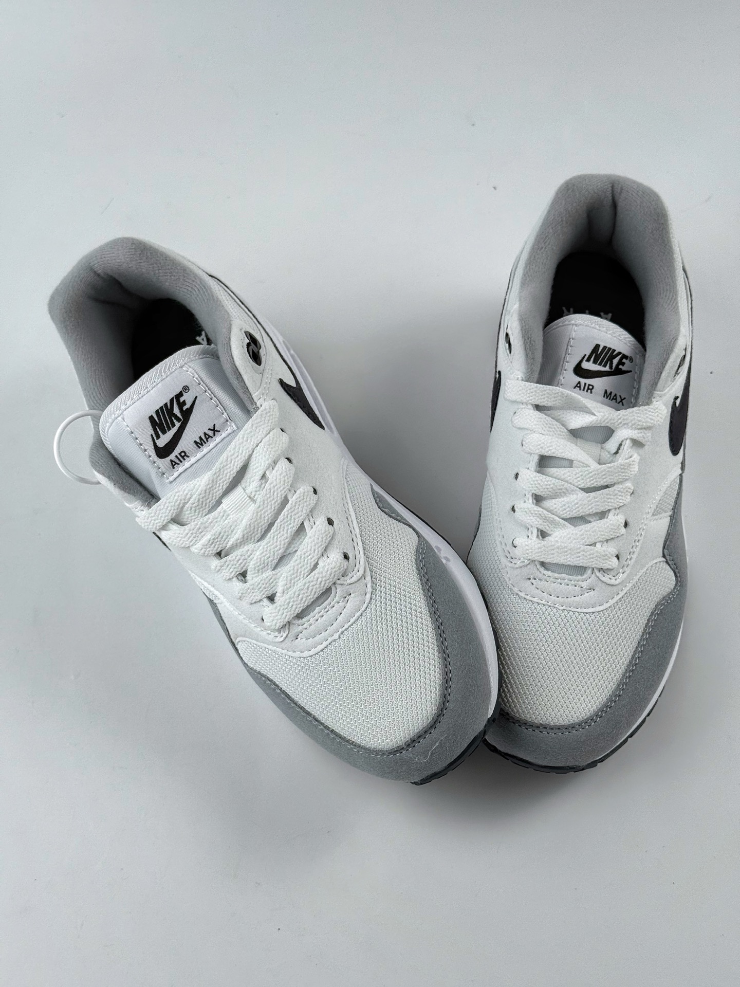 210 Nike Air Max 1 灰白黑 复古休闲跑步鞋 FZ5808-002