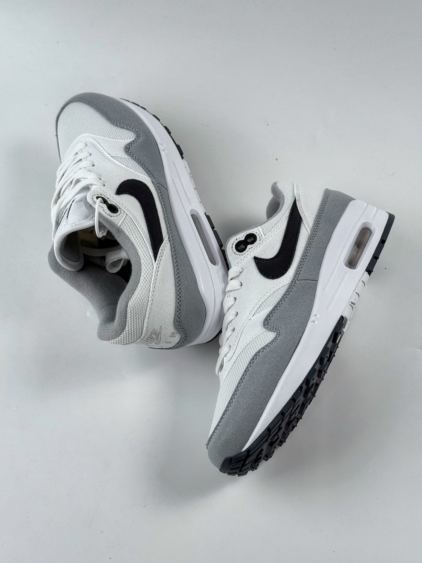 210 Nike Air Max 1 灰白黑 复古休闲跑步鞋 FZ5808-002