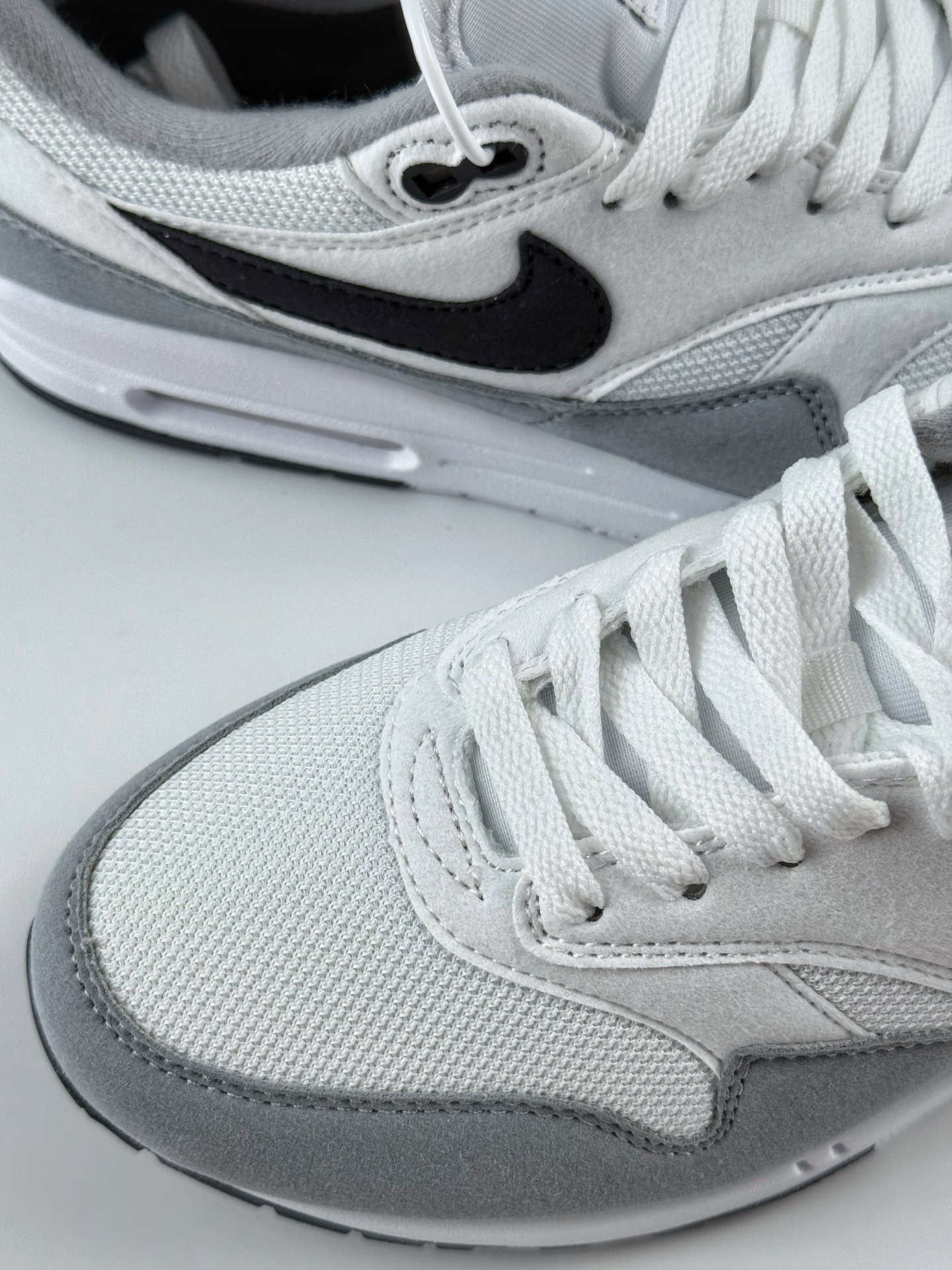210 Nike Air Max 1 灰白黑 复古休闲跑步鞋 FZ5808-002