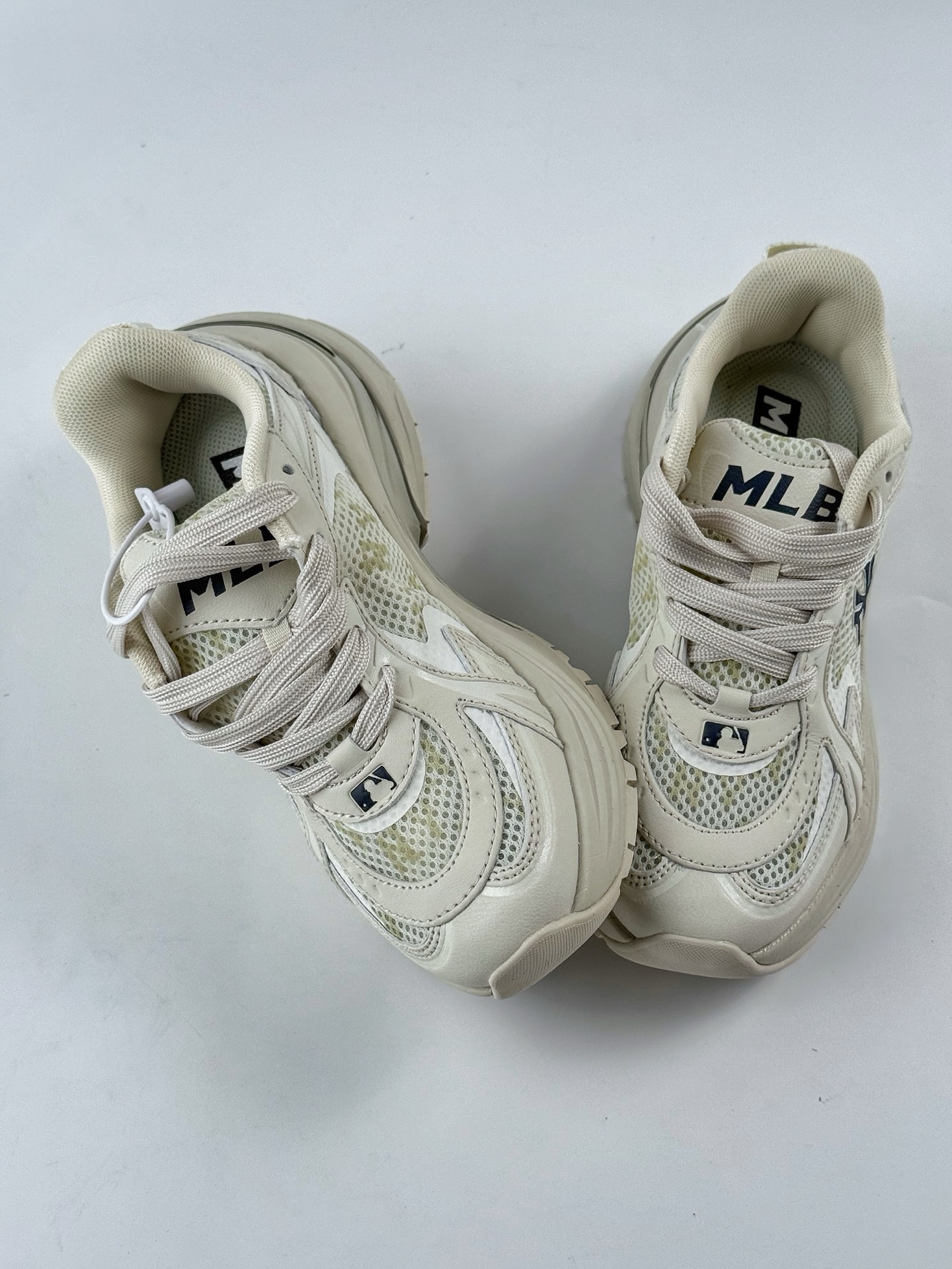 200 NY美国榄球洋基队 x MLB Chunky Runner Basic 厚底老爹厚底休闲运动慢跑鞋 3ARNSPL5N