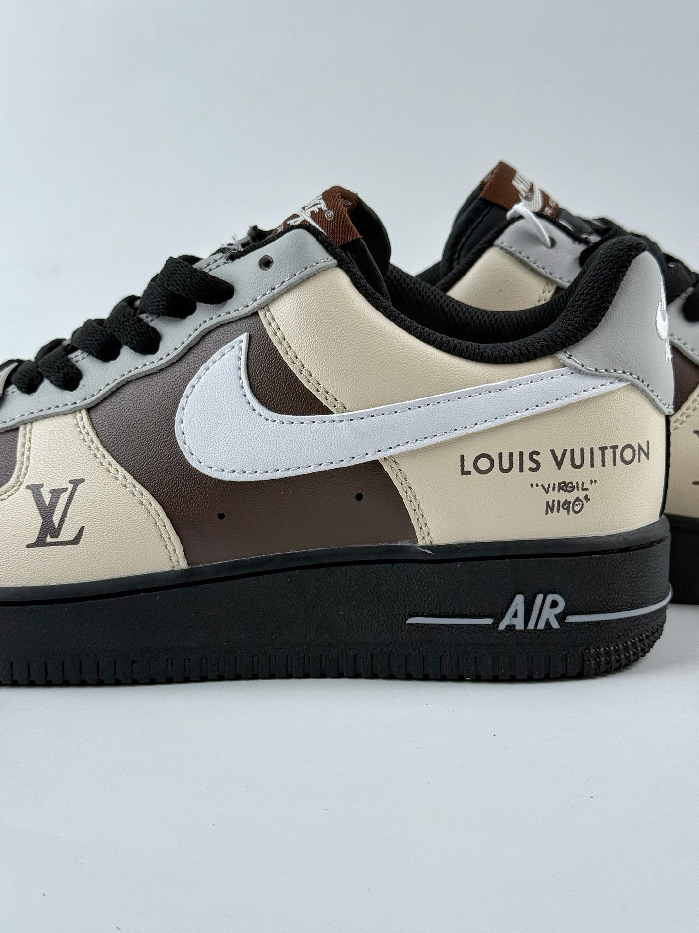 Nike Air Force 1 Low 07 x Louis Vuitton 米棕黑 808788-625
