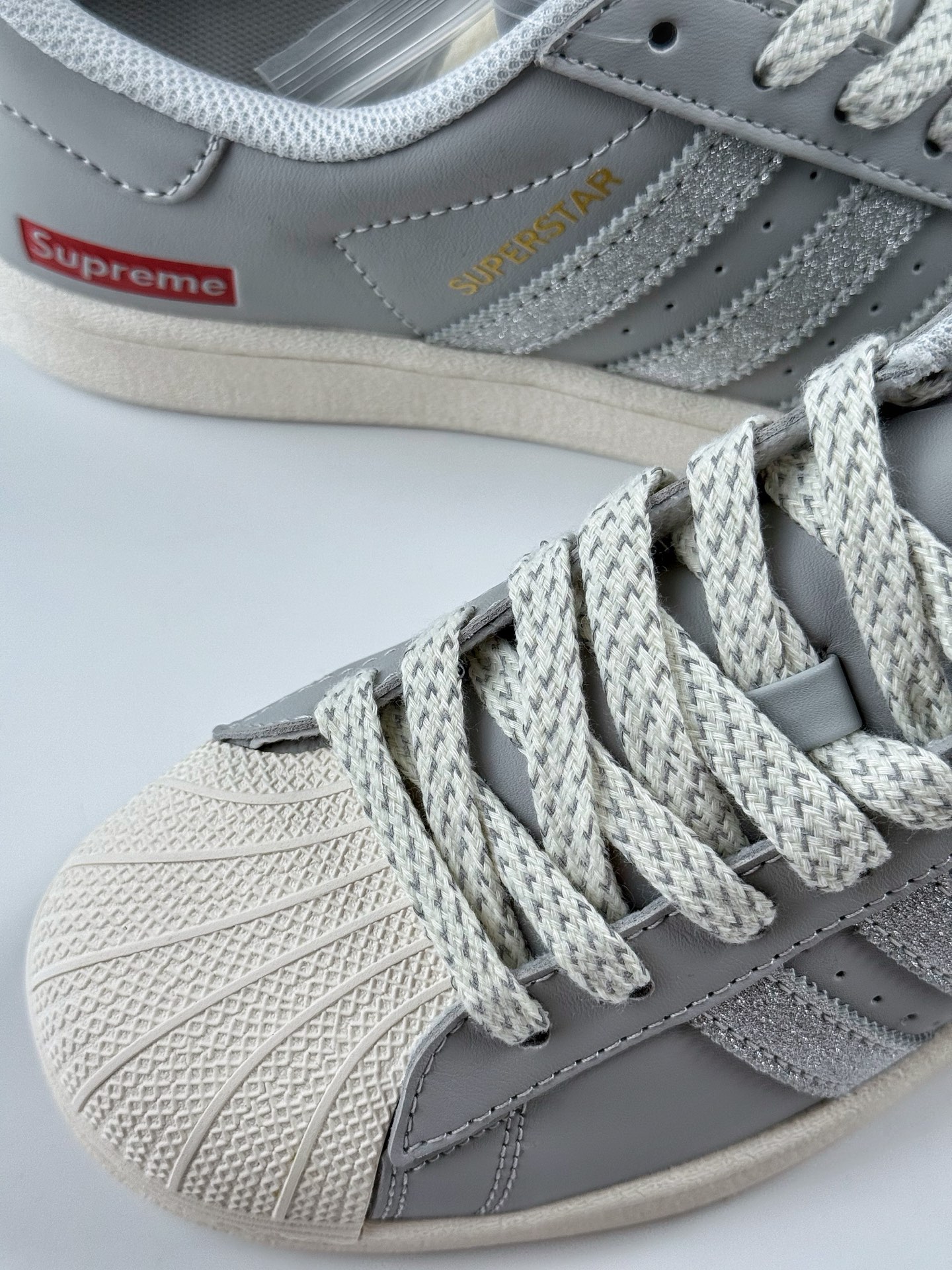 220 AD Originals Superstar x Supreme 灰白满天星 HD2208