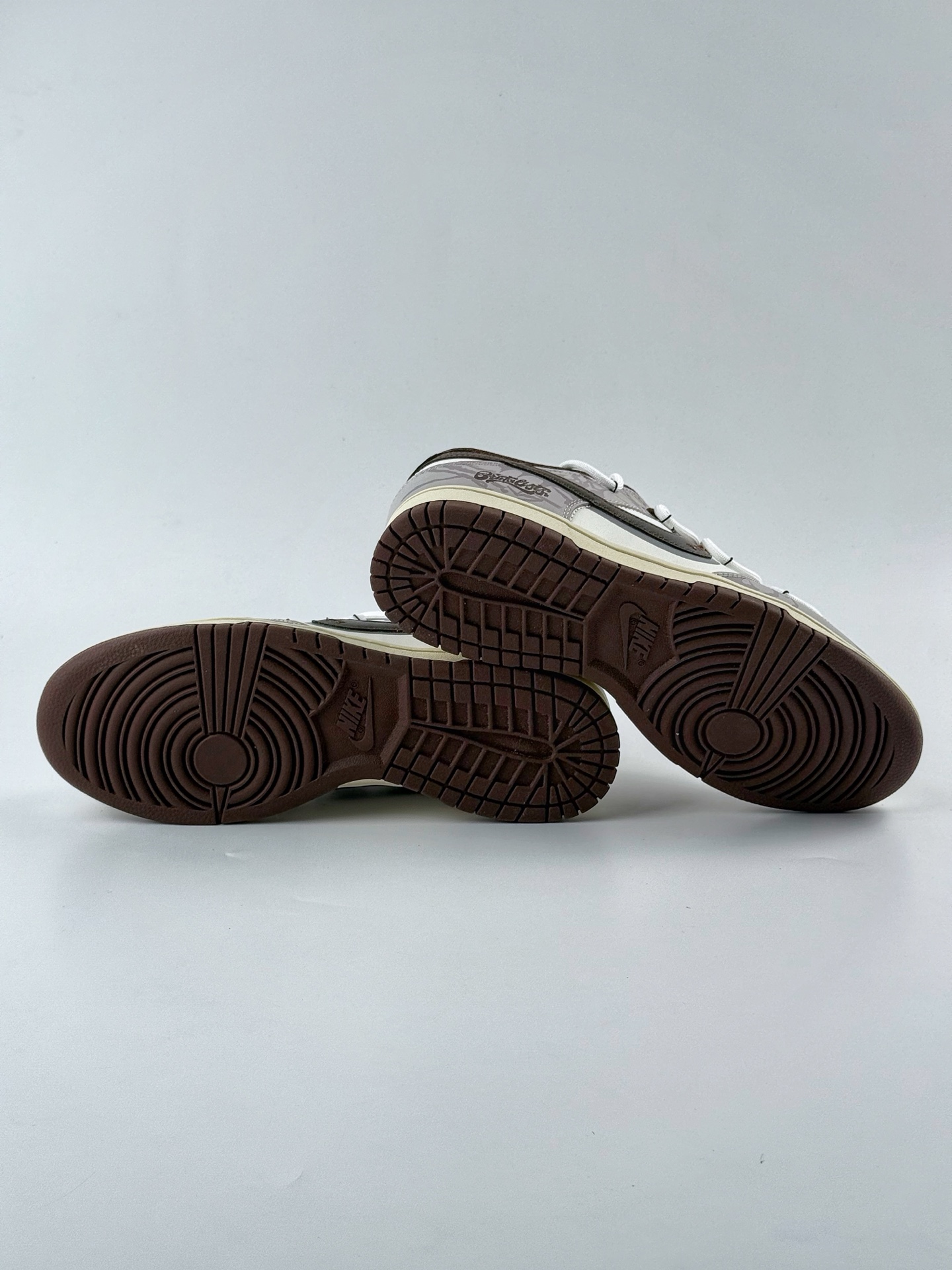 Nike SB Dunk Low 考拉派对 破碎网格 美式复古 工装 机能风 棕 DD1503-124