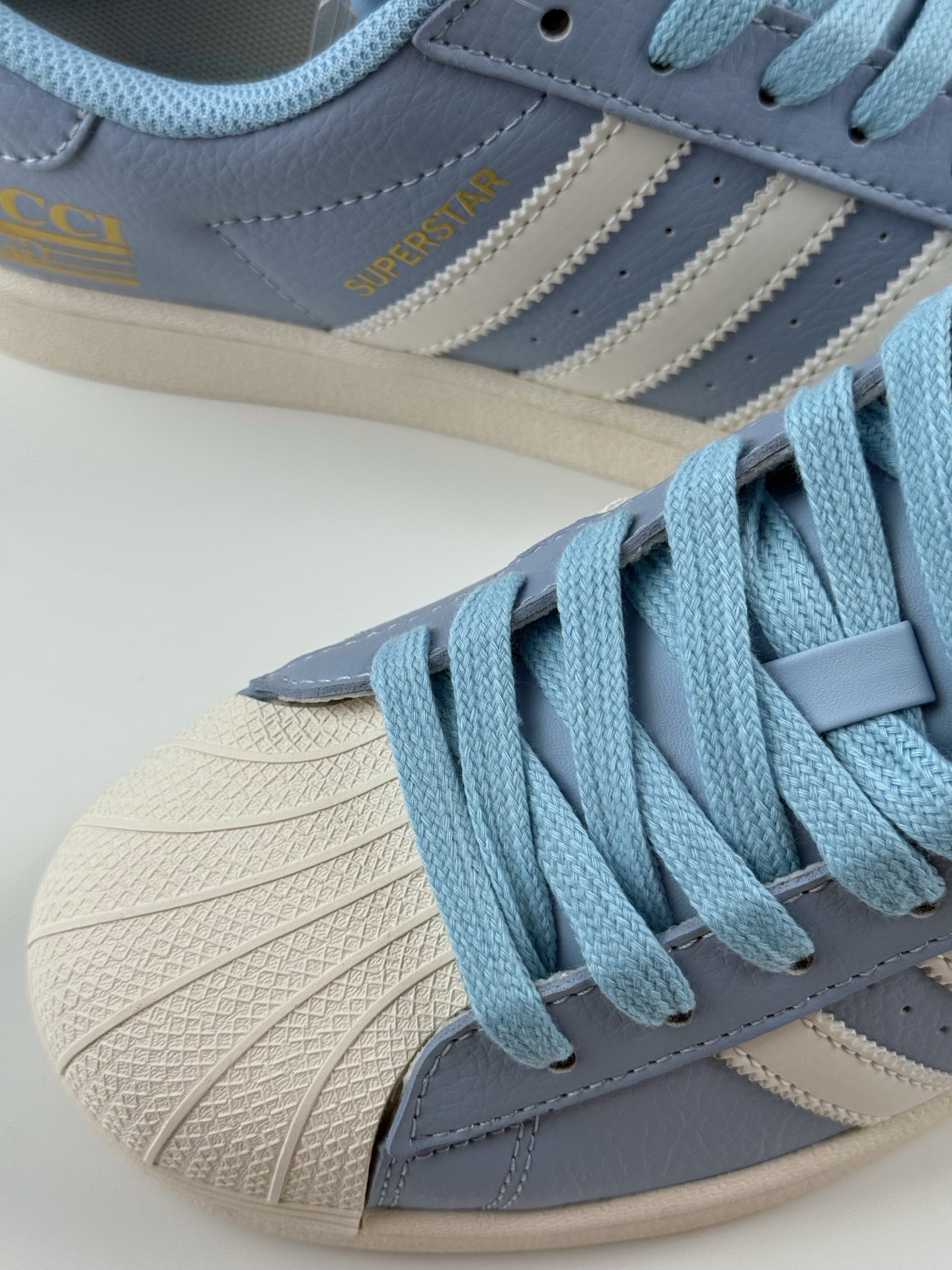 AD Originals Superstar x GUCCI 蓝白 HD2210