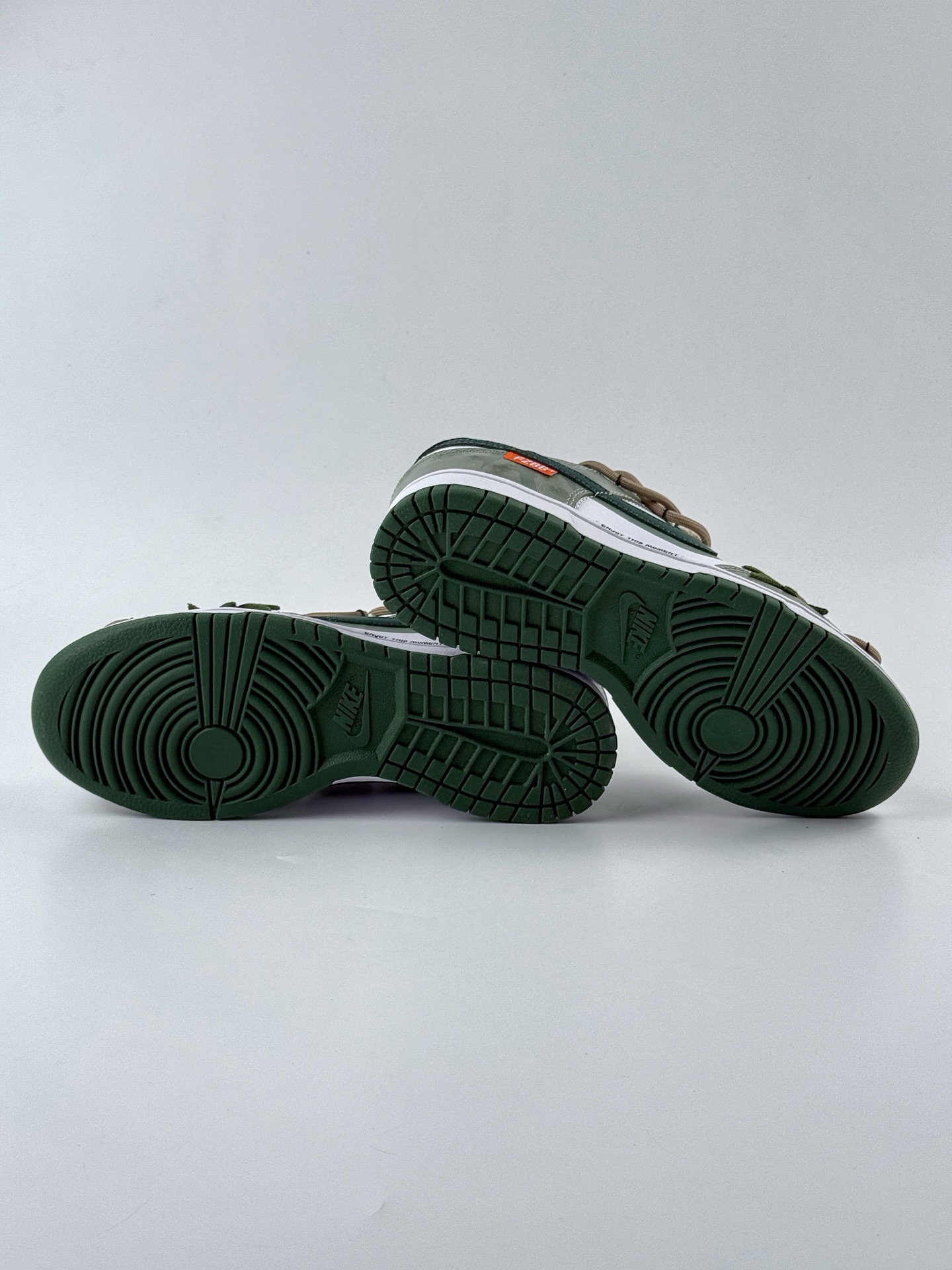 Nike SB Dunk Low FZBB 青竹林 绿 DD1391-101