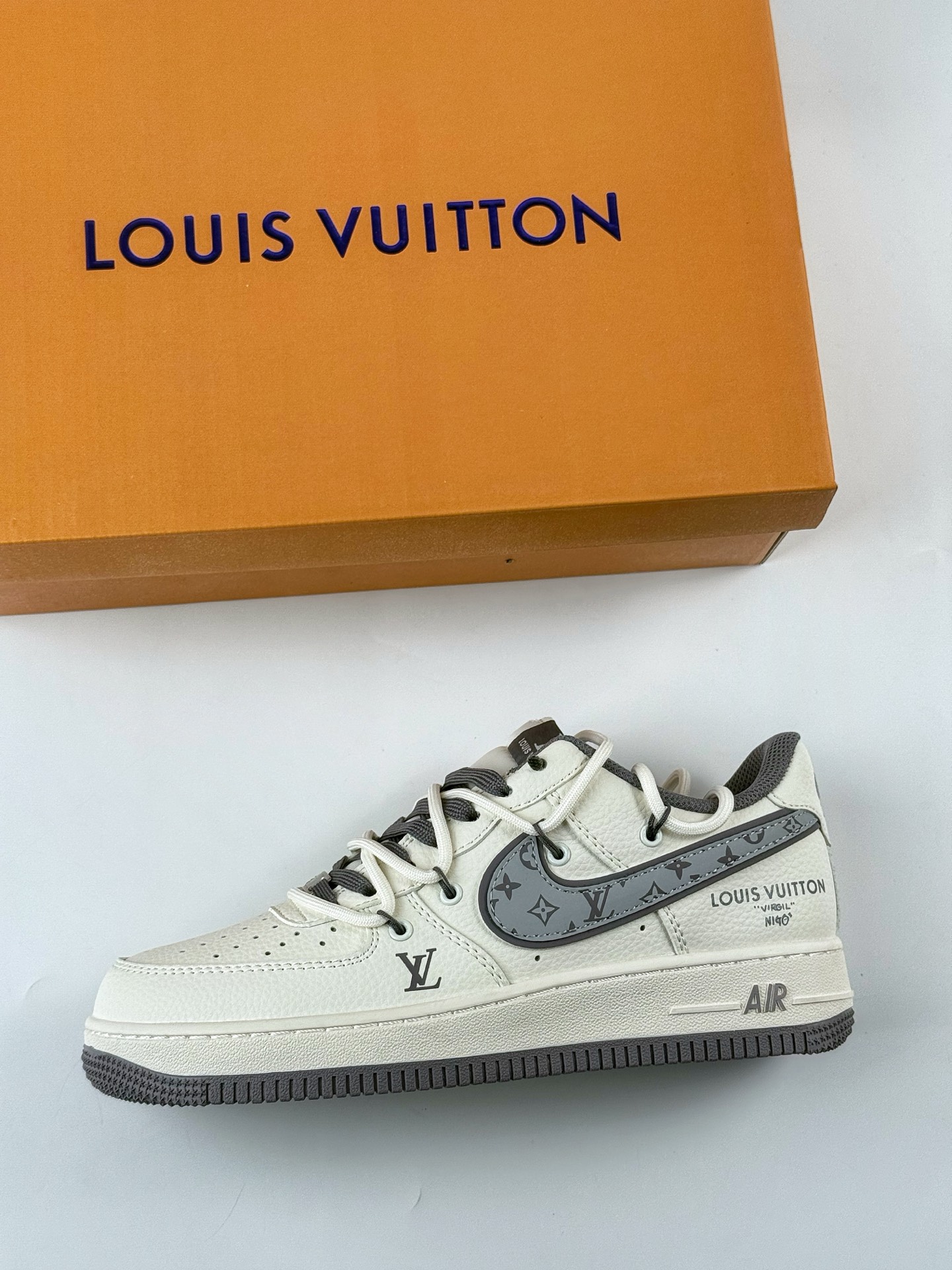 Nike Air Force 1 Low 07 x Louis Vuitton 白灰绑带 DM6868-067