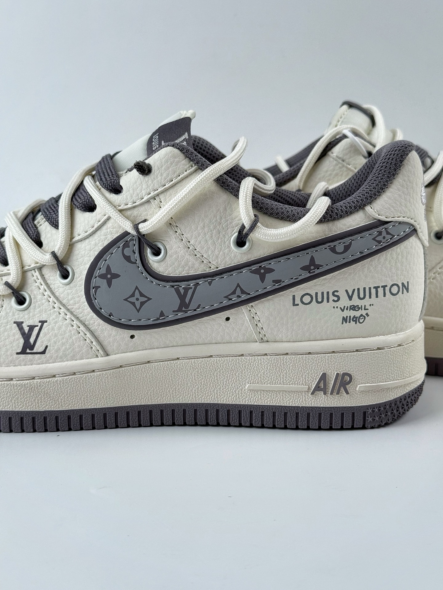 Nike Air Force 1 Low 07 x Louis Vuitton 白灰绑带 DM6868-067