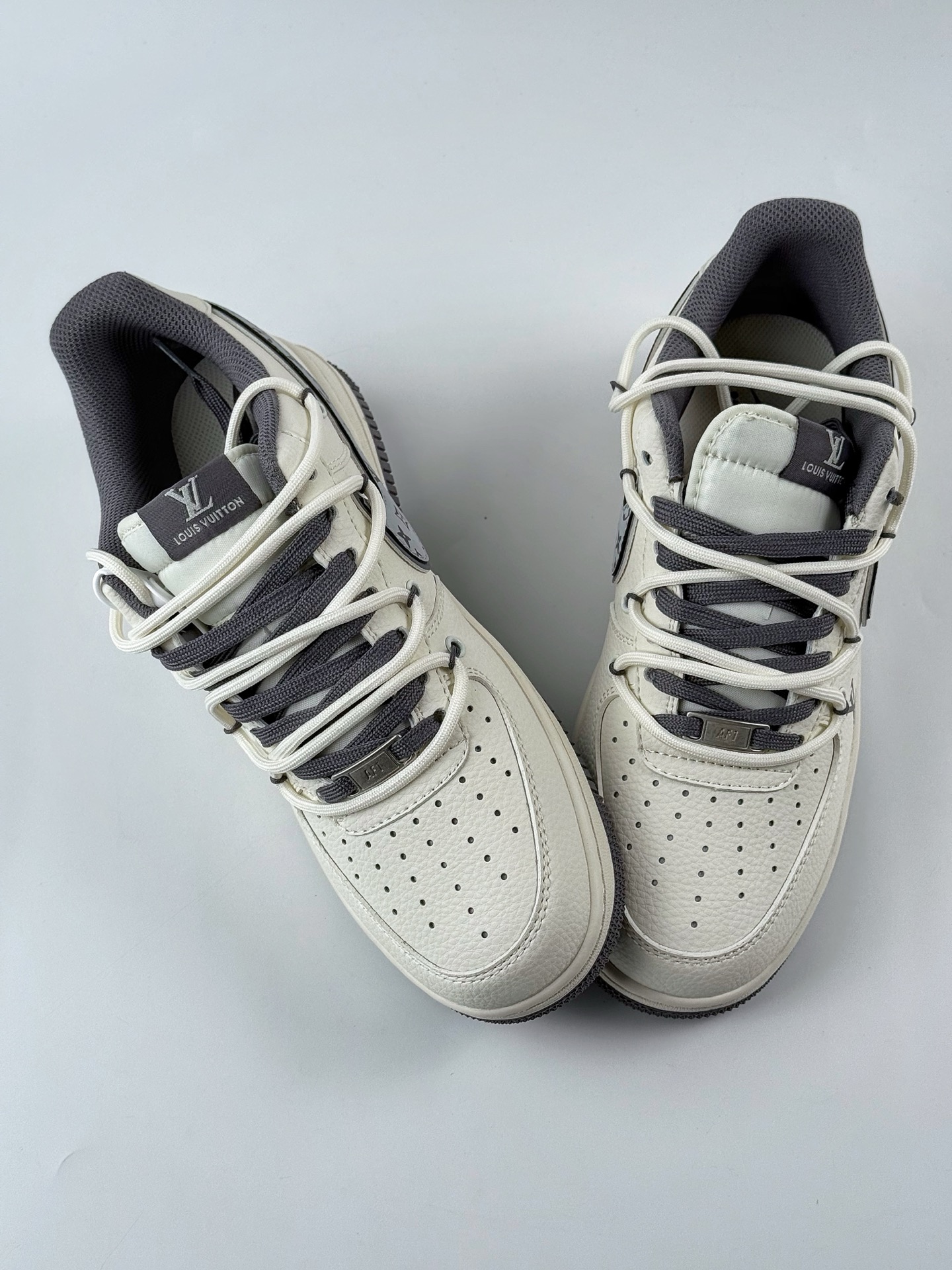 Nike Air Force 1 Low 07 x Louis Vuitton 白灰绑带 DM6868-067