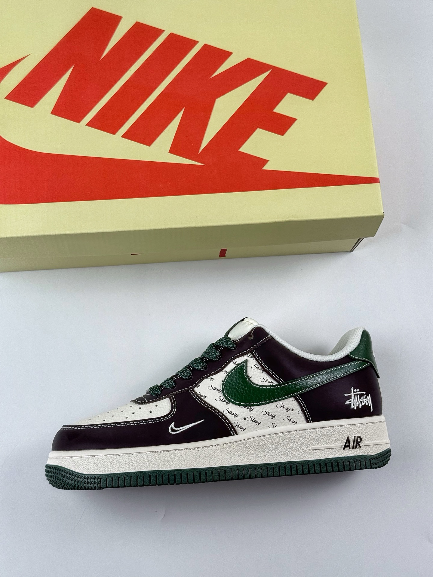 Nike Air Force 1 Low 07 x Stussy 黑绿白小钩满天星 XS1958-572