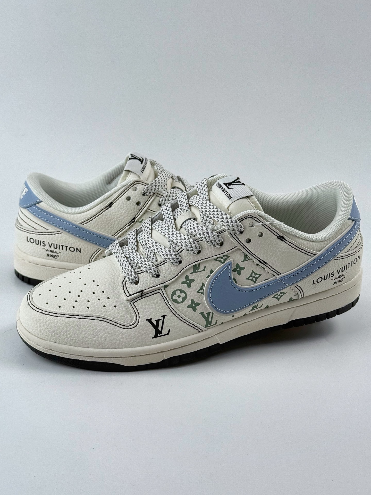 280 Nike SB Dunk Low x Louis Vuitton 白蓝满天星 XX3168-143