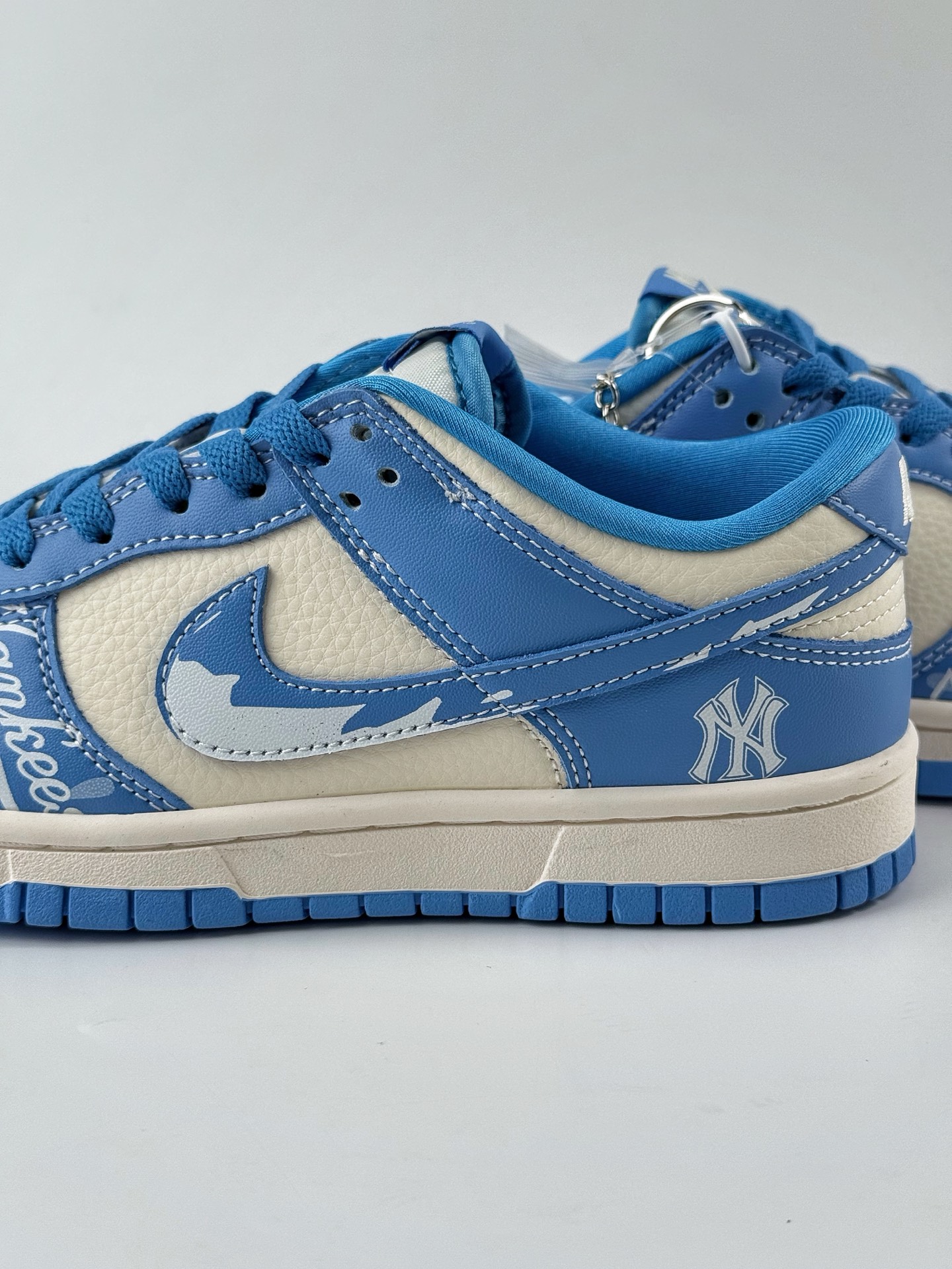Nike SB Dunk Low x MLB 蓝白小钩 KK1333-036