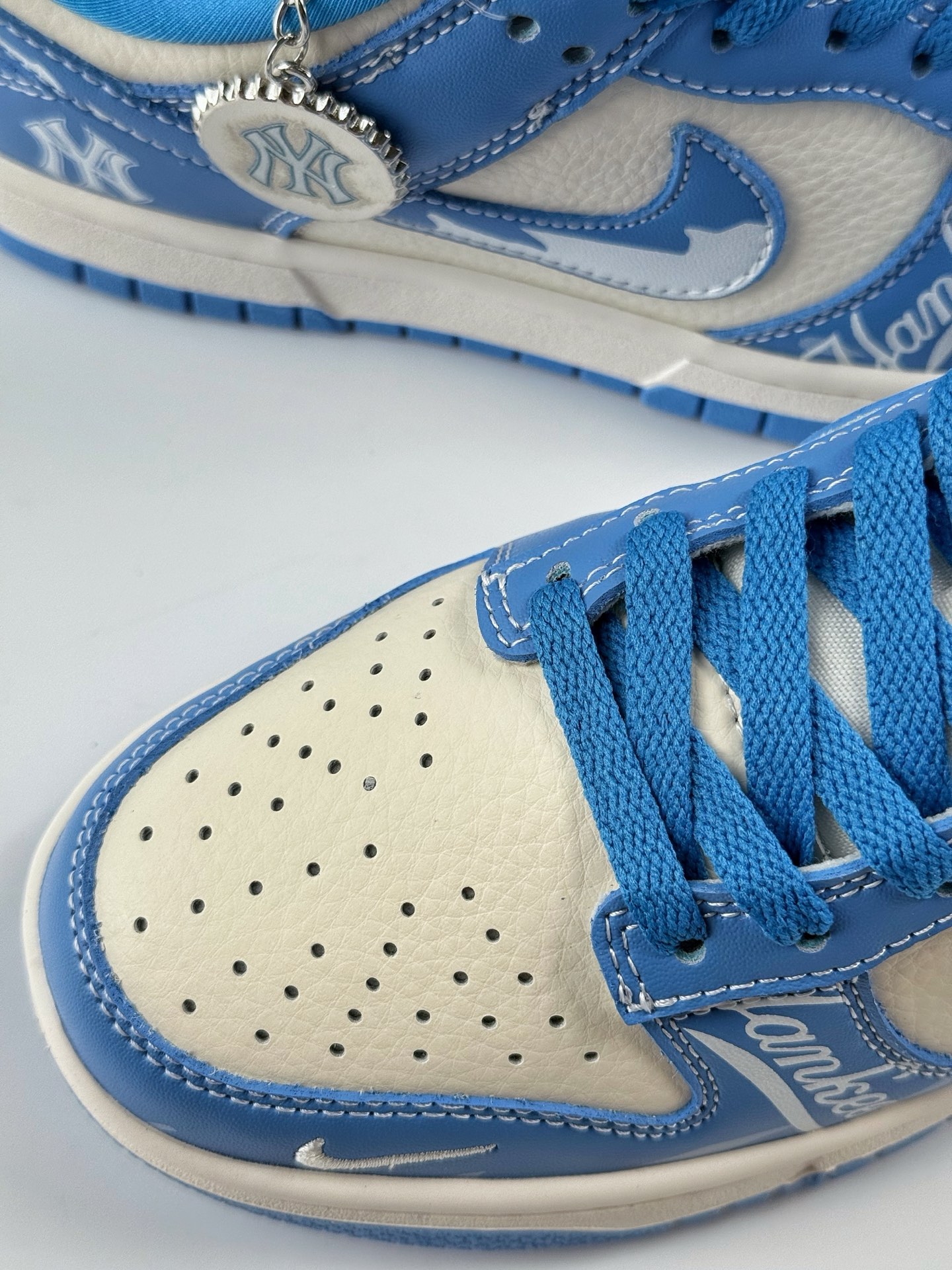 Nike SB Dunk Low x MLB 蓝白小钩 KK1333-036