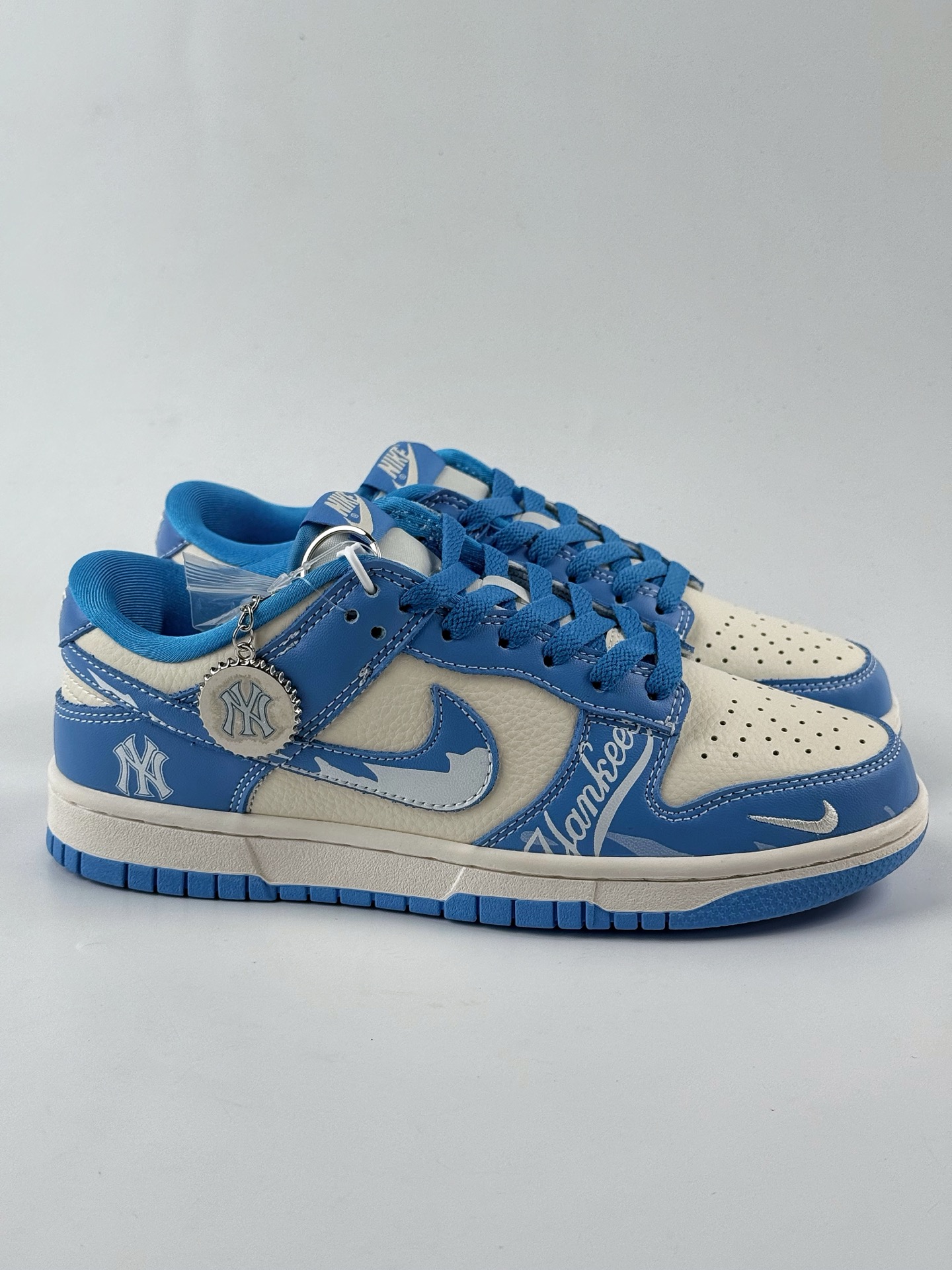 Nike SB Dunk Low x MLB 蓝白小钩 KK1333-036