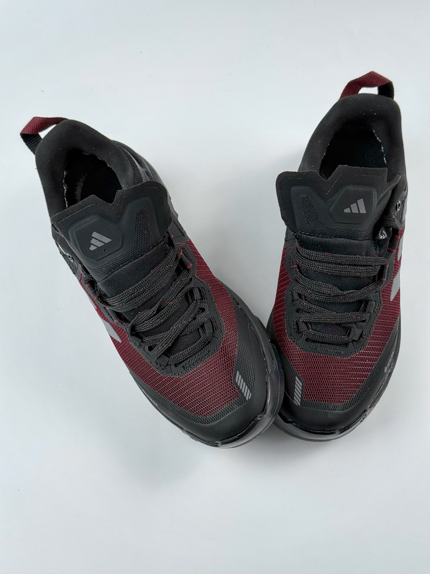 260 Adidas TERREX SKYCHASER TECH GTX 阿迪GTX 运动网面透气跑鞋 IE9906
