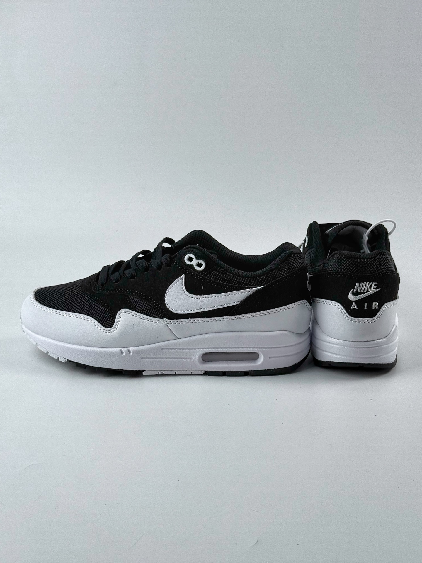 Nike Air Max 1 黑白 复古休闲跑步鞋 FZ5808-007
