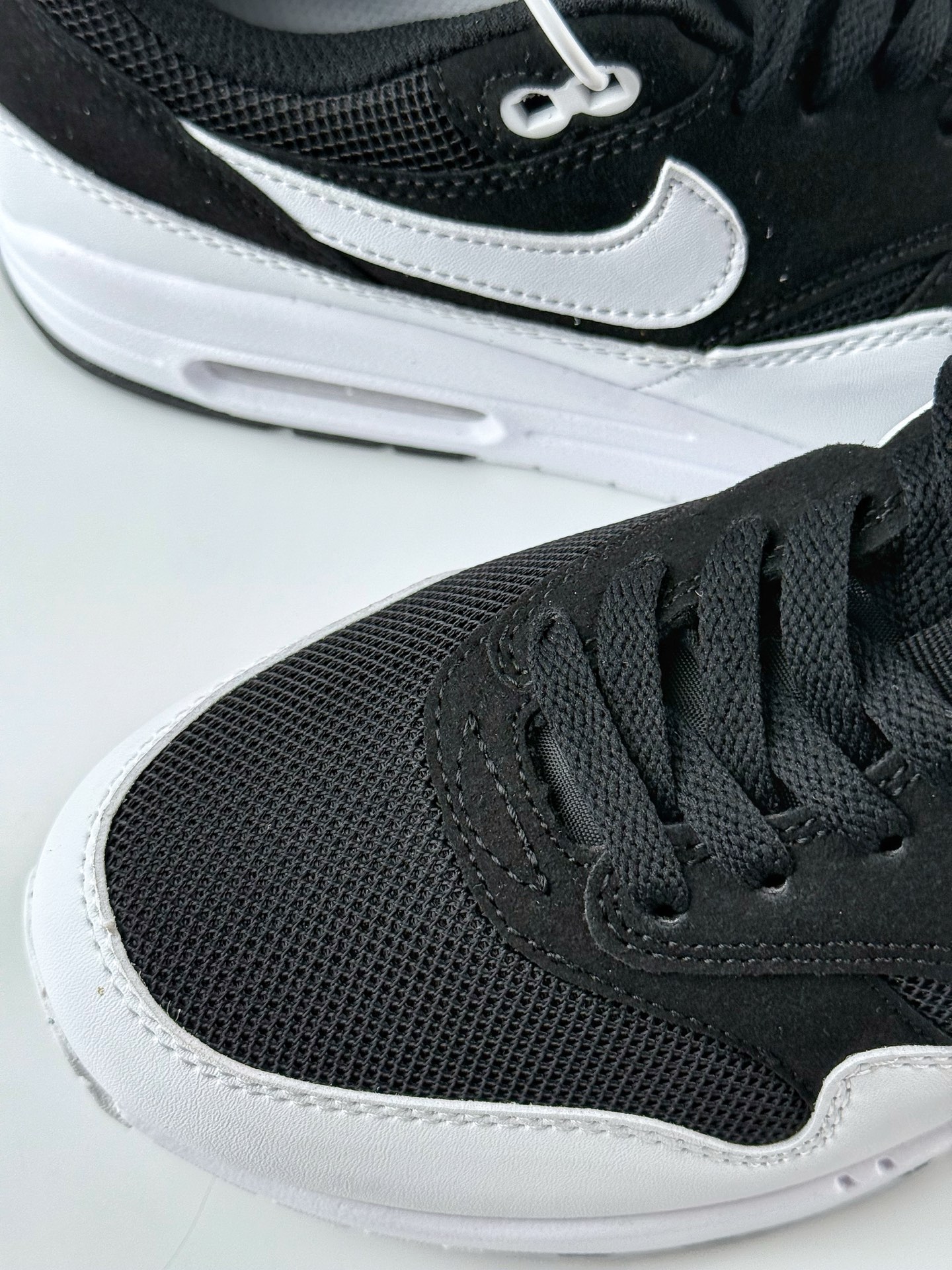Nike Air Max 1 黑白 复古休闲跑步鞋 FZ5808-007