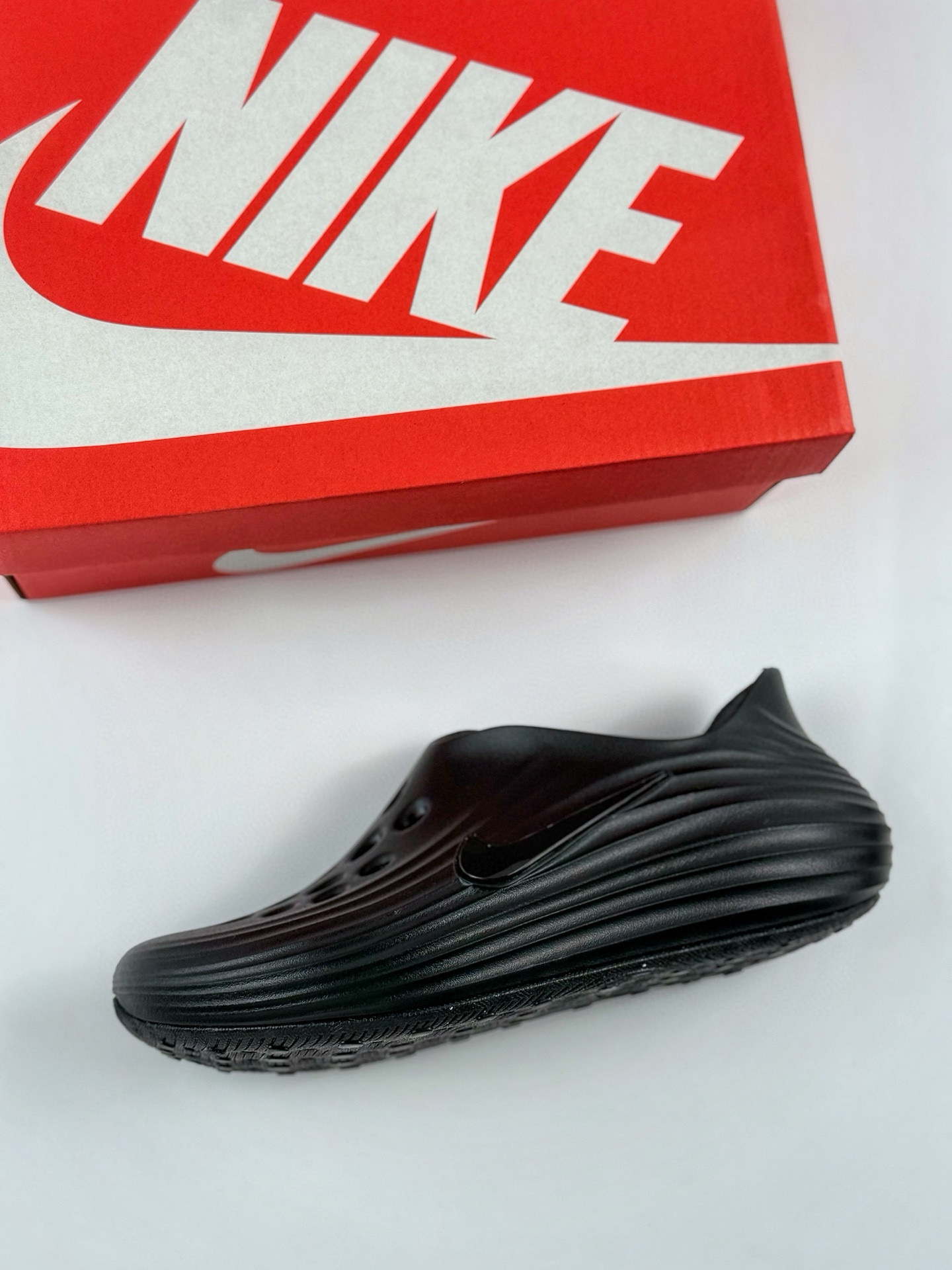 120 Nike ReactX Rejuven8 Light Orewood Brown 舒适百搭 NK洞洞鞋 黑色 官方 HV5060-001