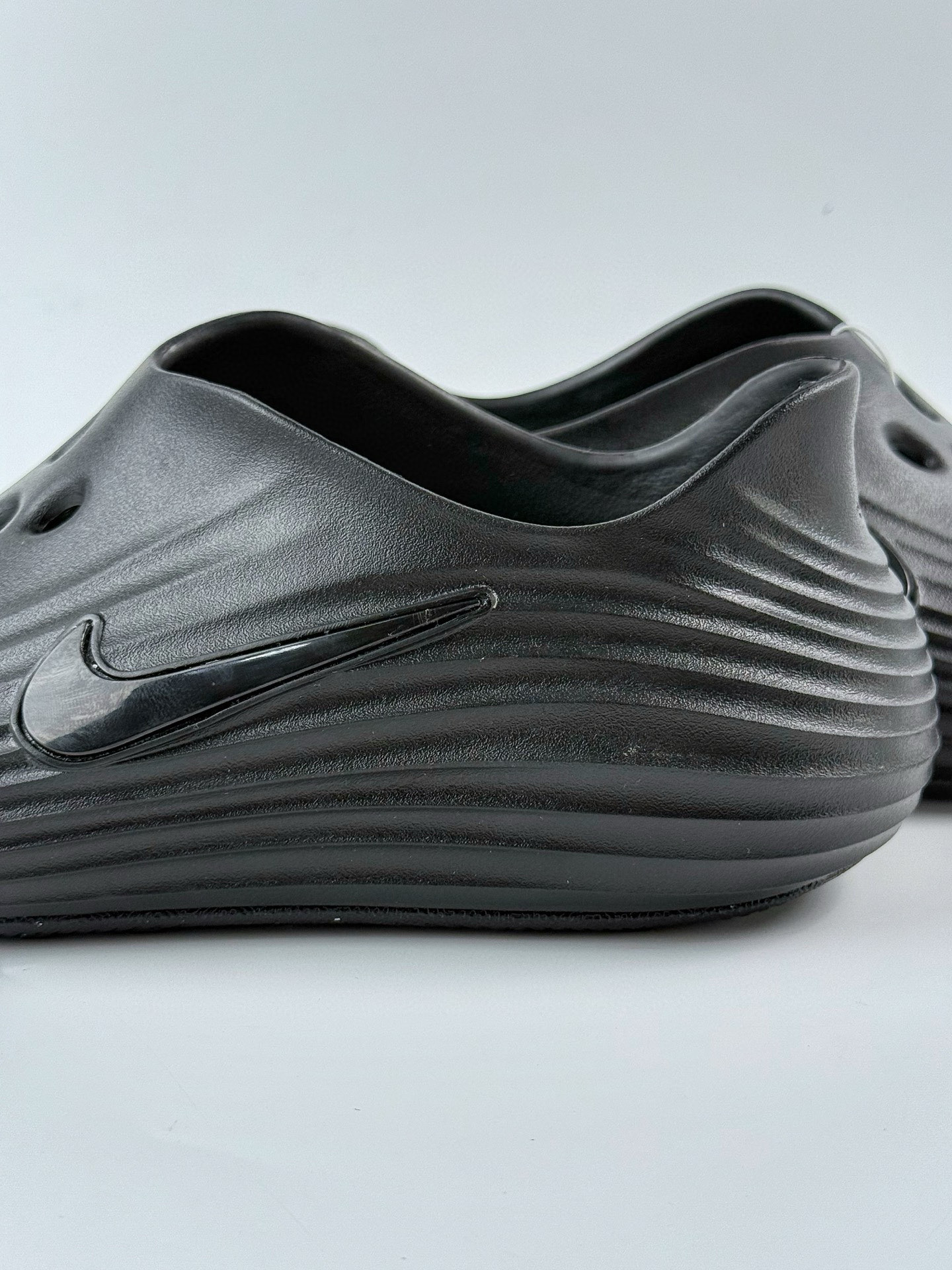 120 Nike ReactX Rejuven8 Light Orewood Brown 舒适百搭 NK洞洞鞋 黑色 官方 HV5060-001