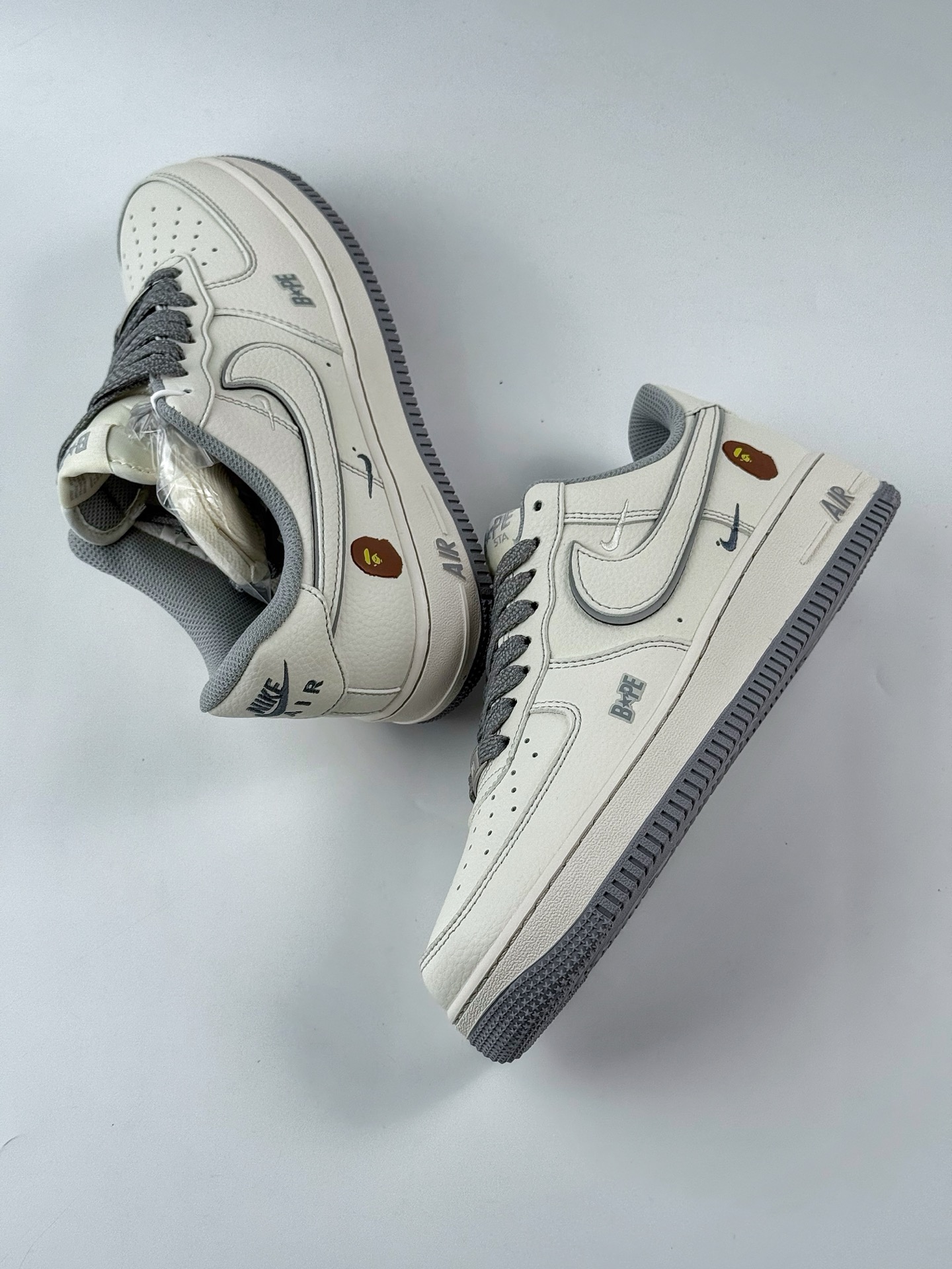 Nike Air Force 1 Low 07 x BAPE 白灰双小钩满天星 HH7518-065