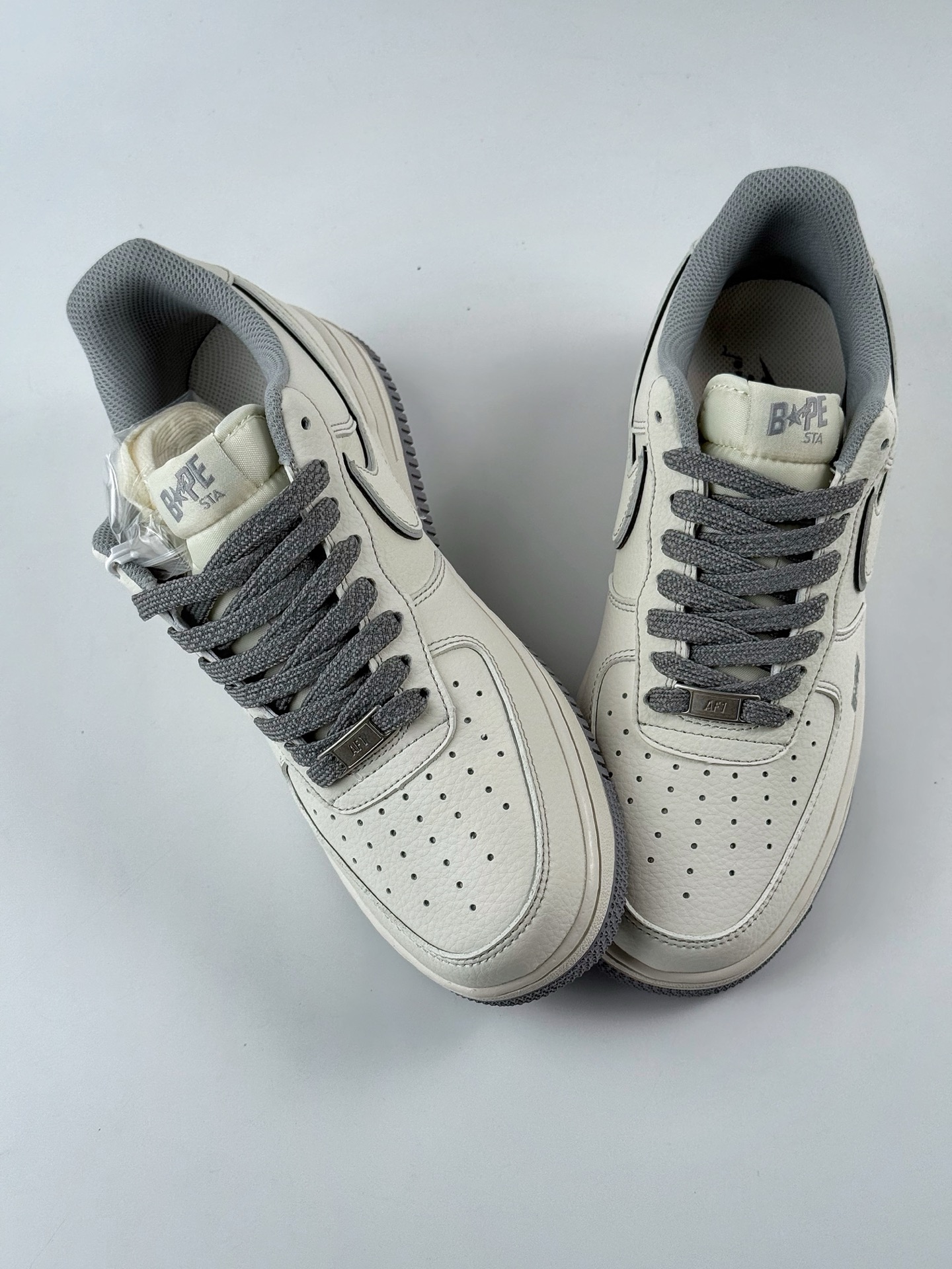 Nike Air Force 1 Low 07 x BAPE 白灰双小钩满天星 HH7518-065