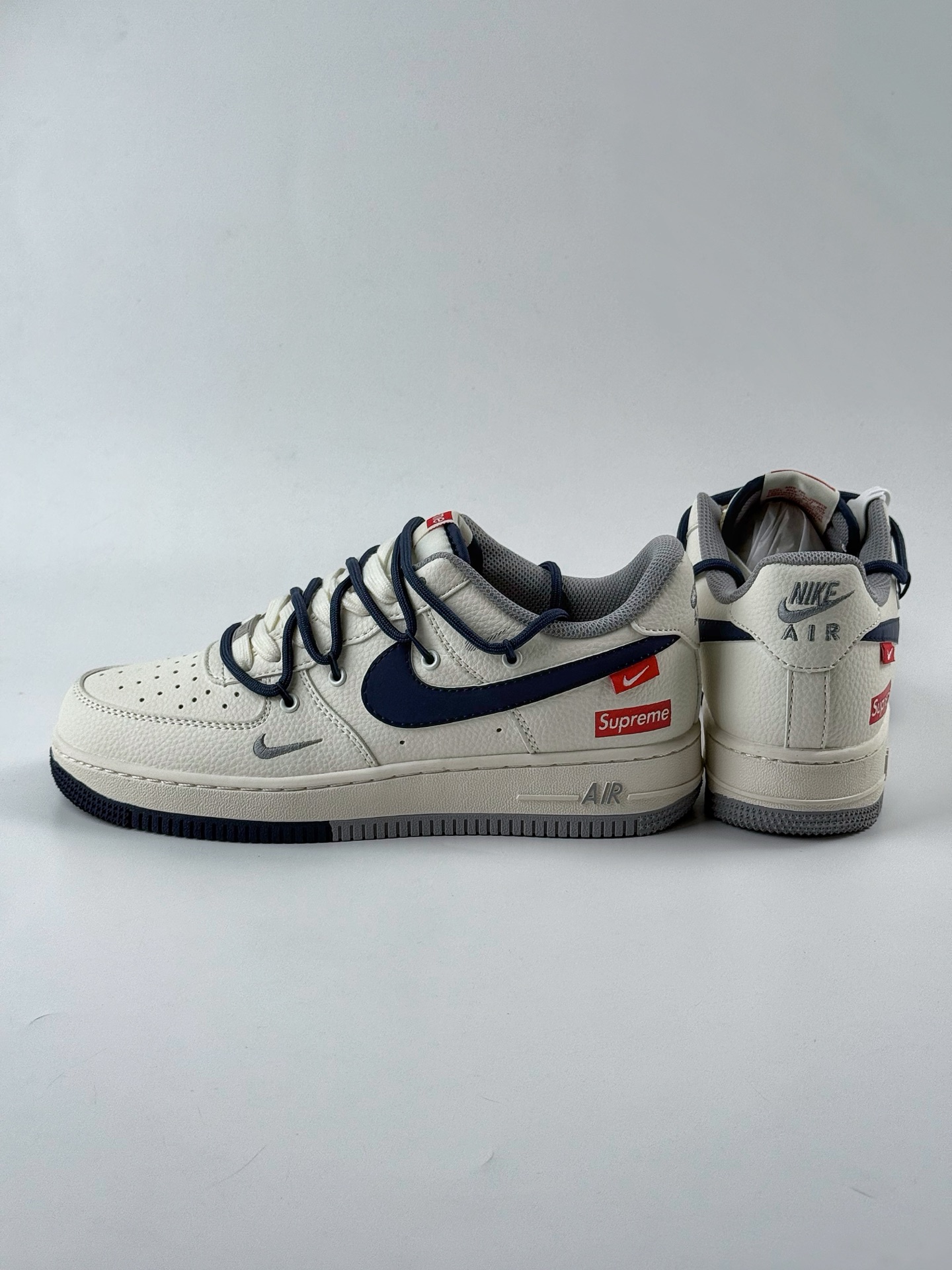 Nike Air Force 1 Low 07 x Supreme 白蓝灰小钩绑带 DM6868-068