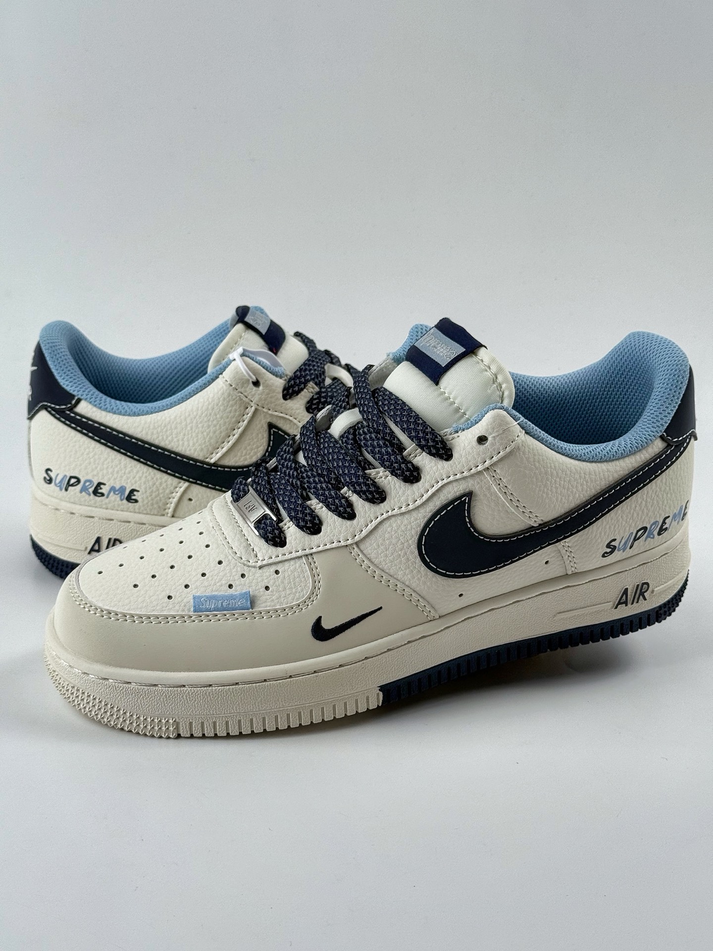 Nike Air Force 1 Low 07 x Supreme 白蓝小钩满天星 XS1958-565