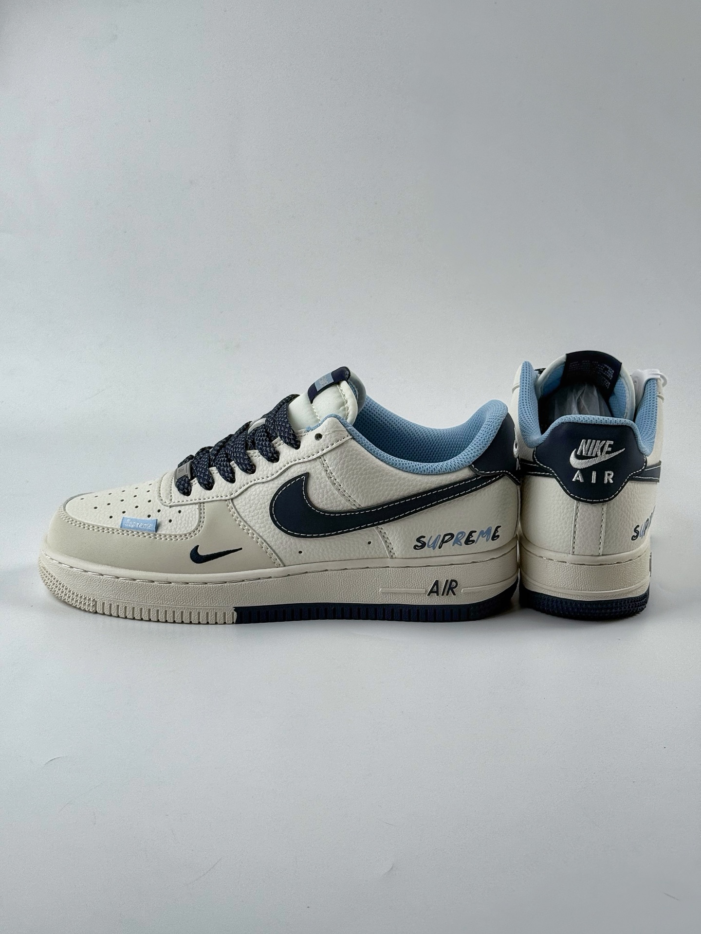 Nike Air Force 1 Low 07 x Supreme 白蓝小钩满天星 XS1958-565