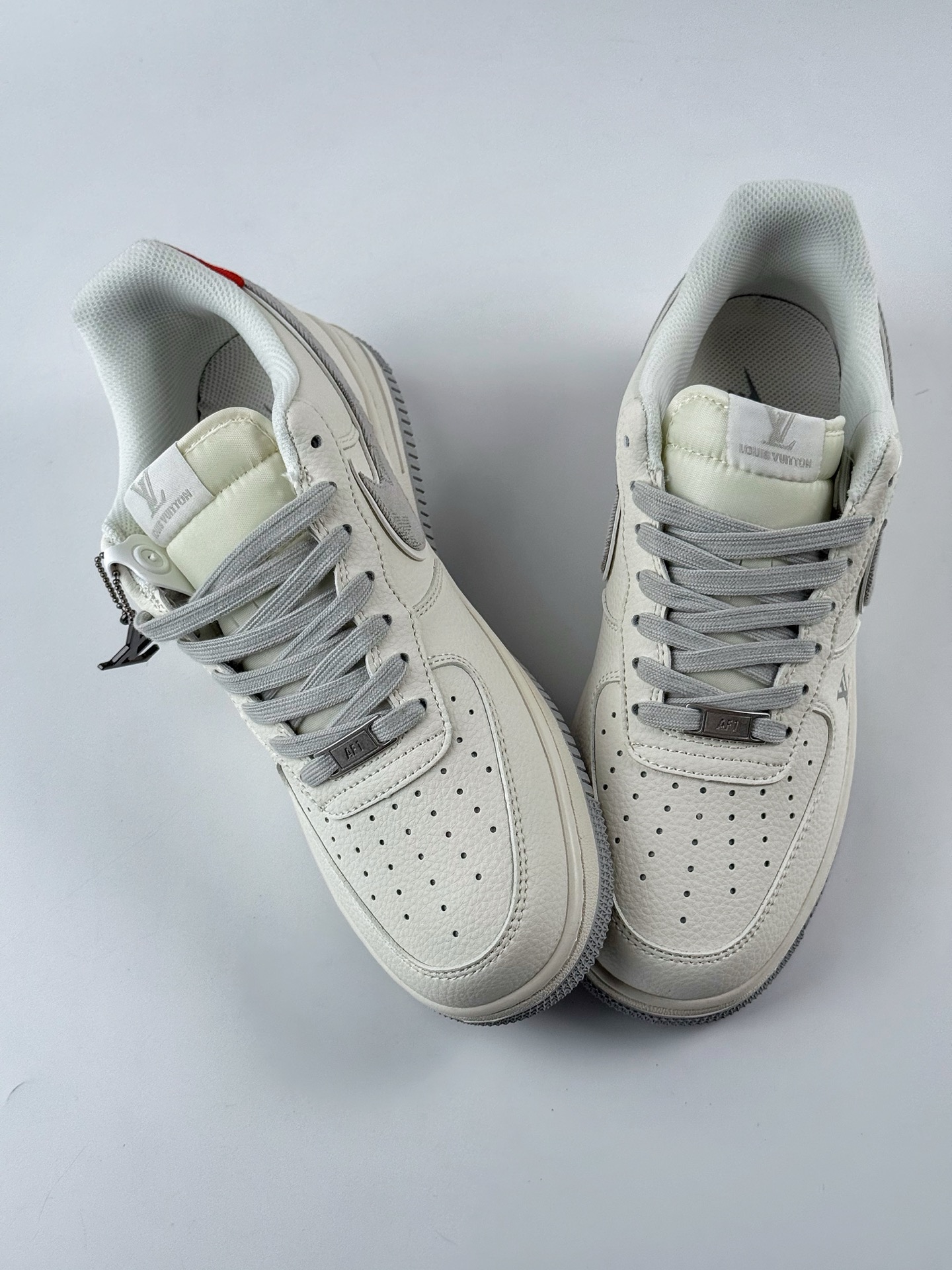 Nike Air Force 1 Low 07 x Louis Vuitton 白灰红 XX3168-135