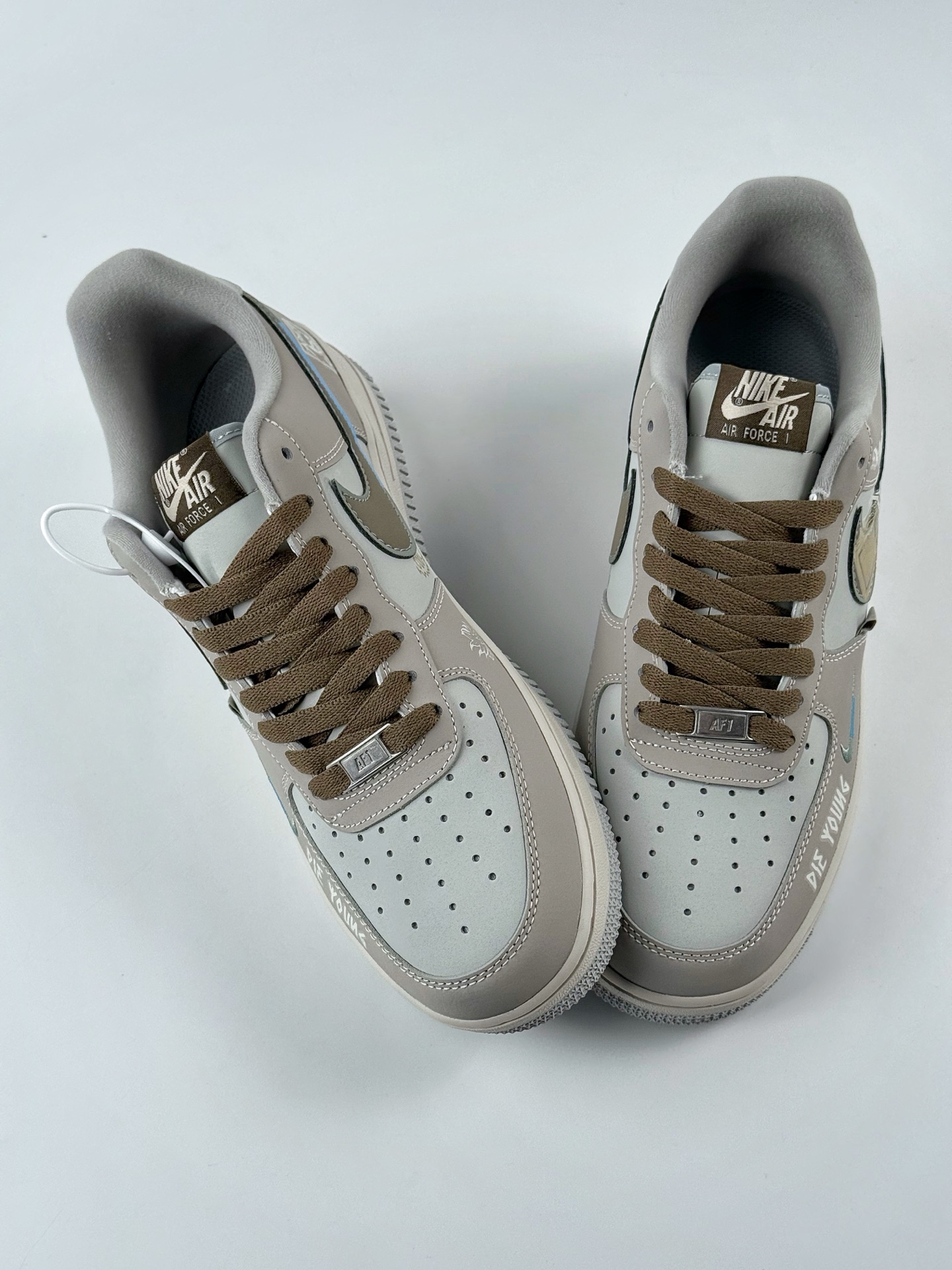 Nike Air Force 1 Low 07 白灰蓝小钩 XL2321-111