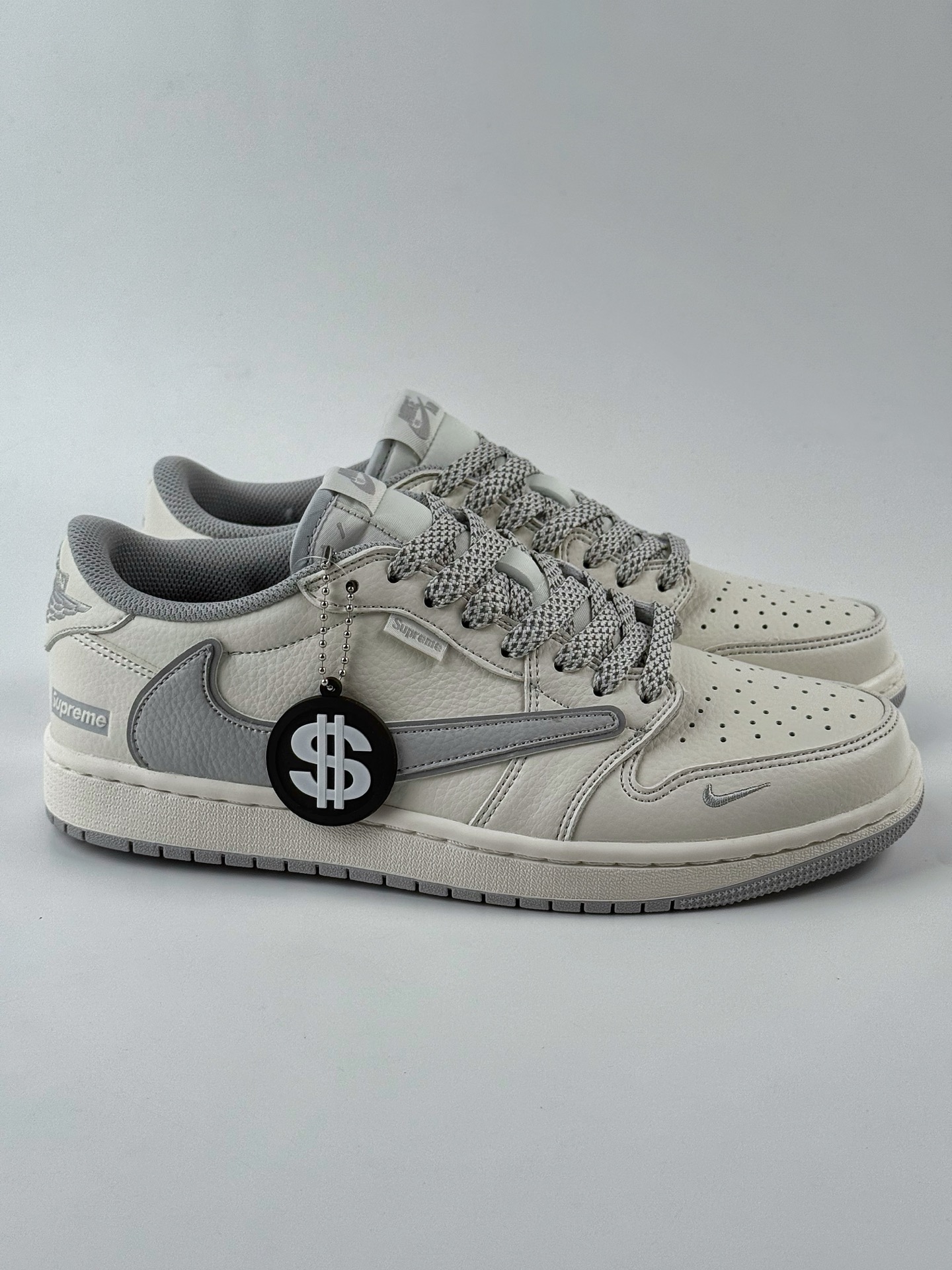 Travis Scott x Nike Air Jordan 1 Low x Supreme Air Jordan 1 Low 反转白灰小钩满天星倒钩 DH0223-322