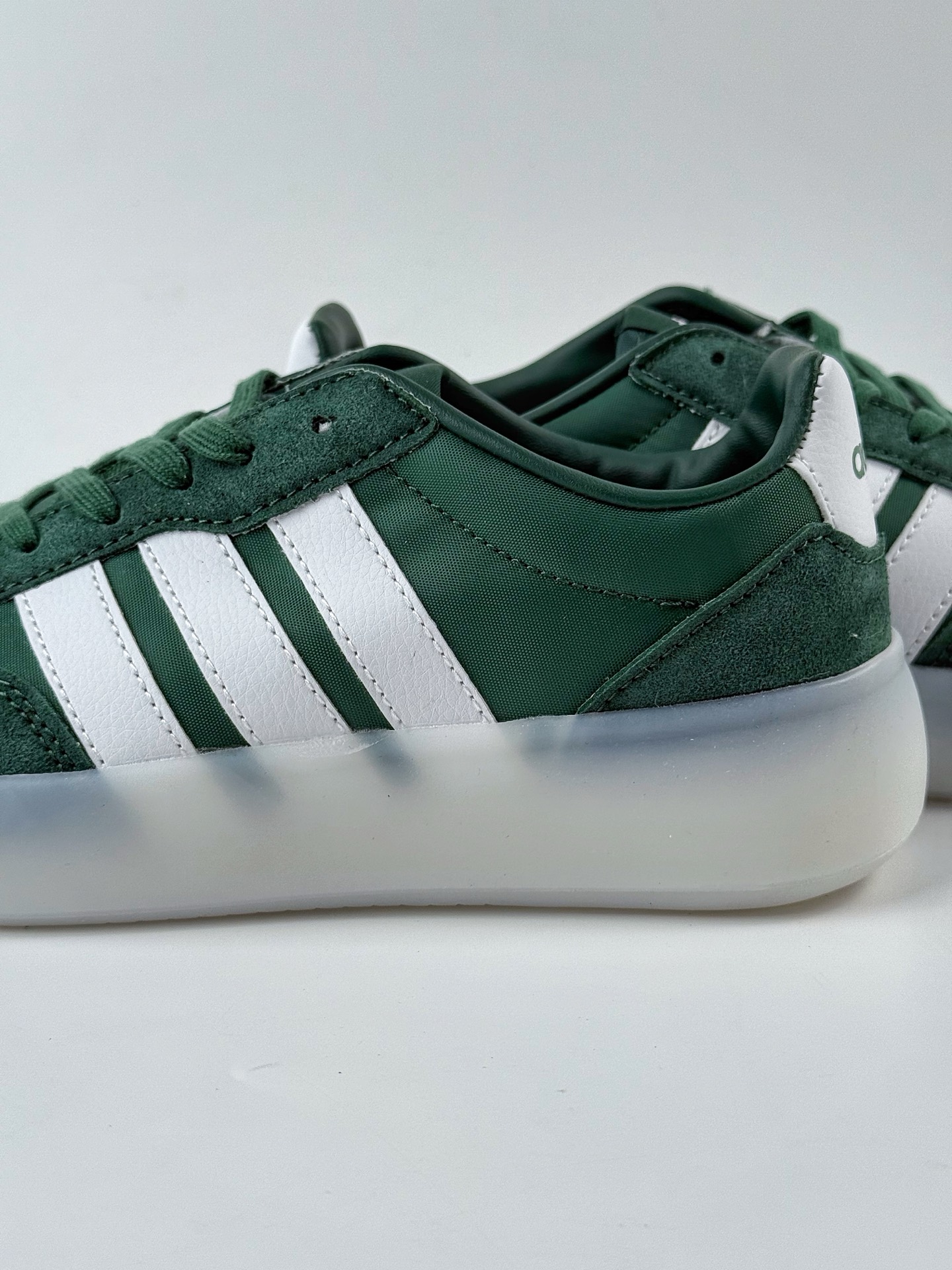 adidas BARREDA DECODE 果冻T头鞋 板鞋德训鞋男女阿迪达斯轻运动鞋 官方 JI2318