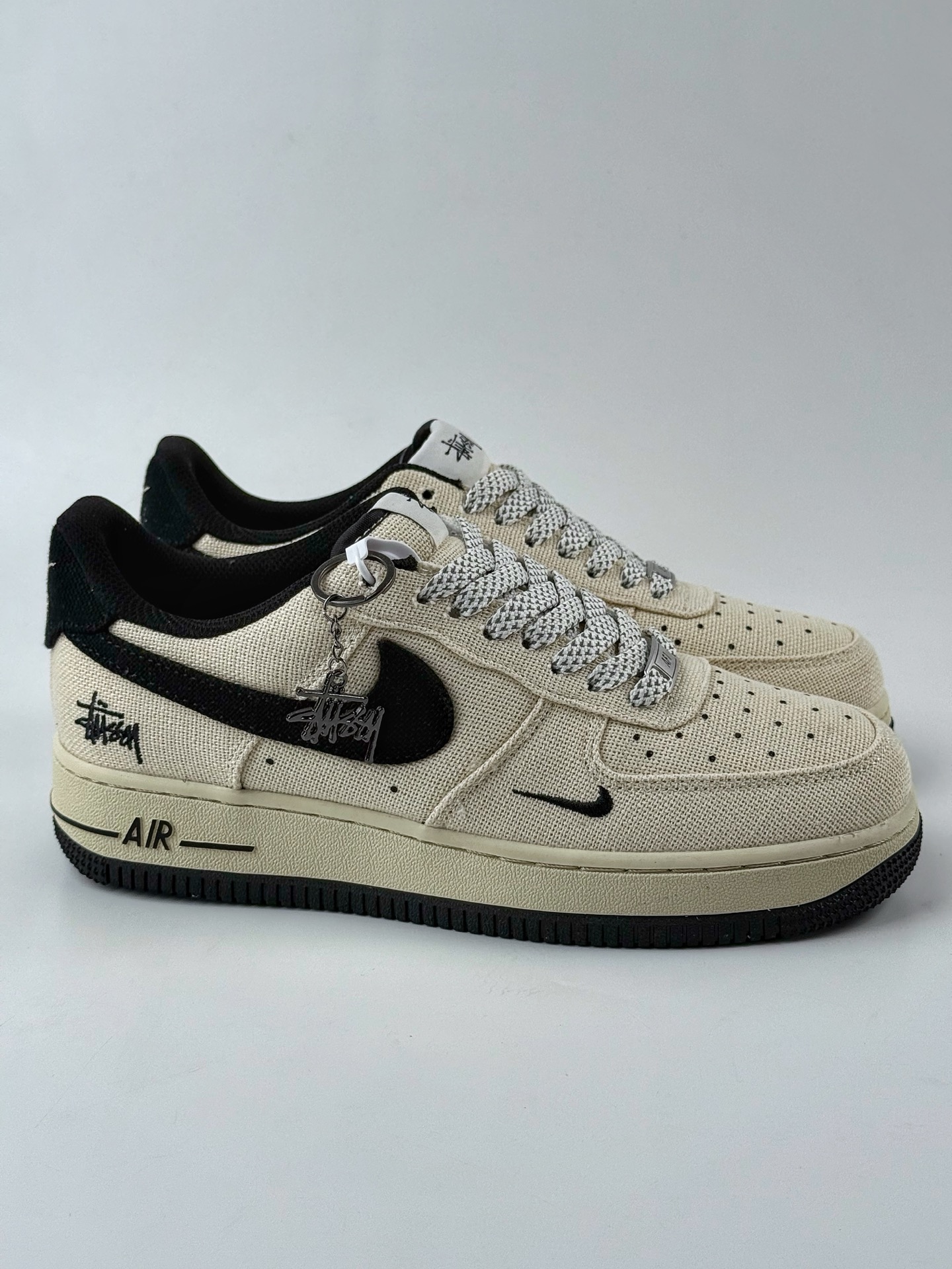 Nike Air Force 1 Low 07 x Stussy 米黑帆布小钩满天星 XX3168-153
