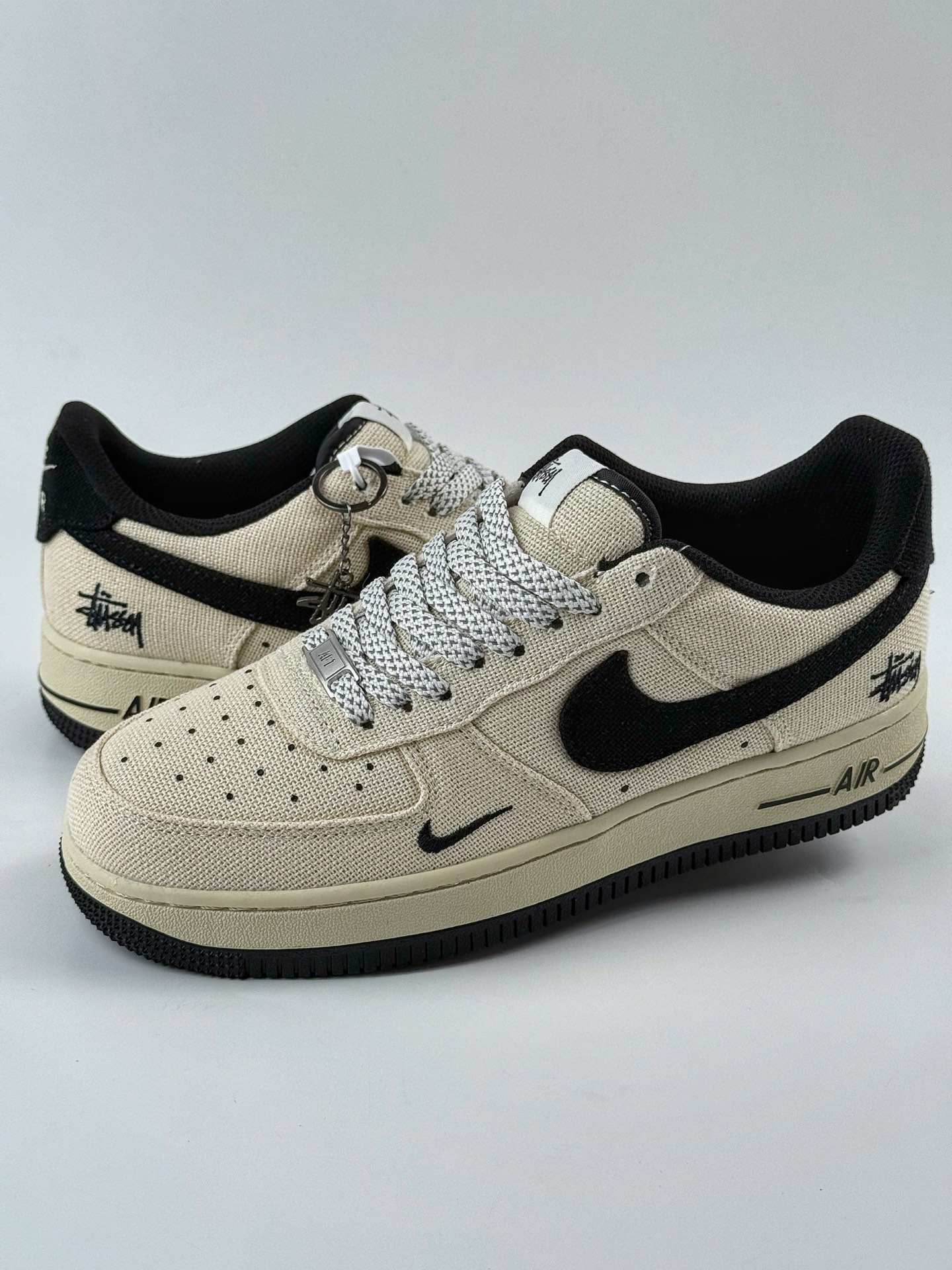 Nike Air Force 1 Low 07 x Stussy 米黑帆布小钩满天星 XX3168-153