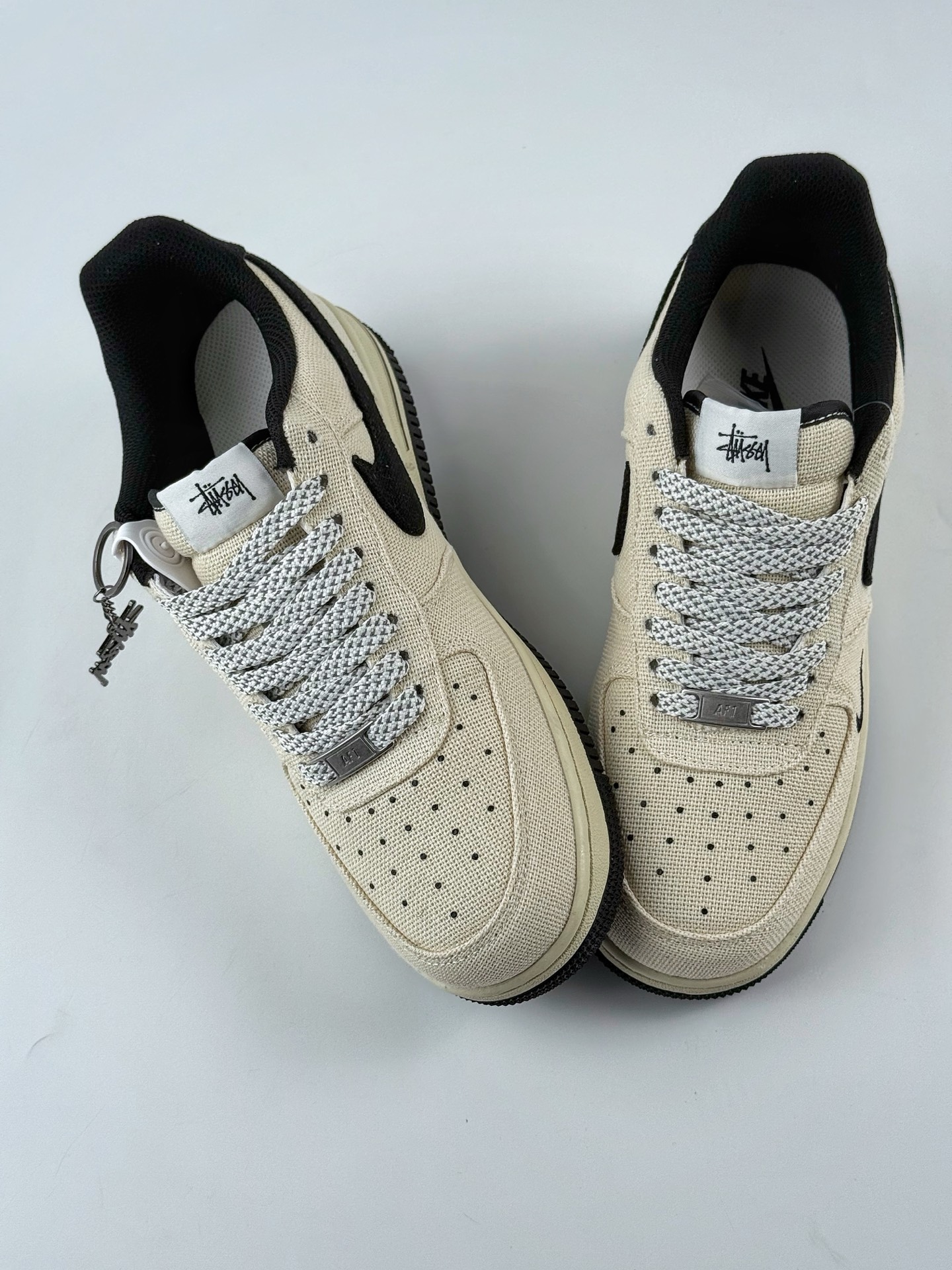Nike Air Force 1 Low 07 x Stussy 米黑帆布小钩满天星 XX3168-153