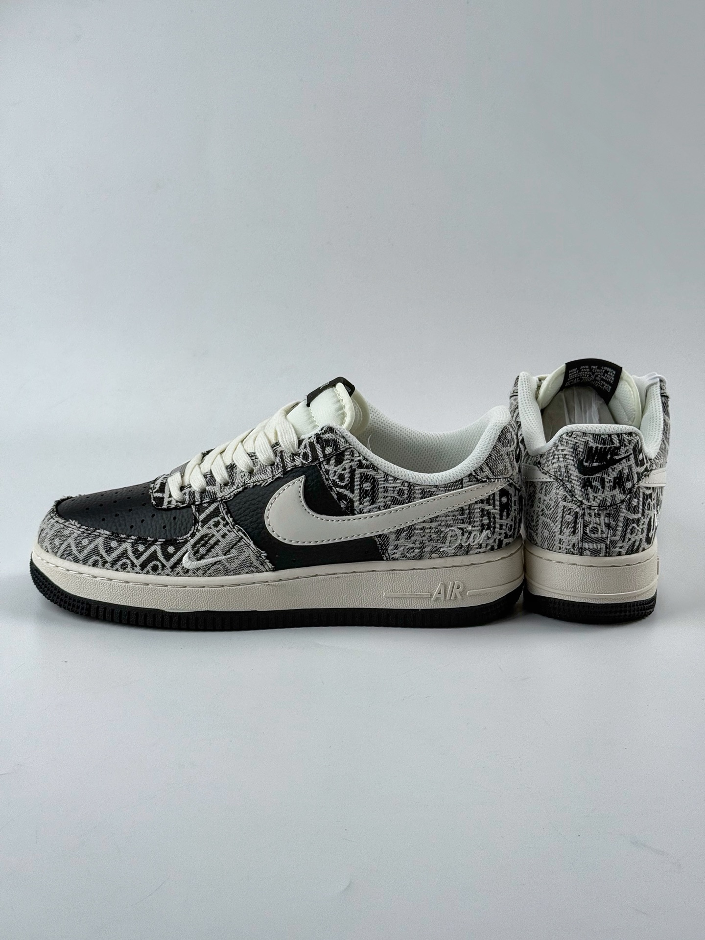 260 Nike Air Force 1 Low 07 x DIOR 白黑 XS1958-581
