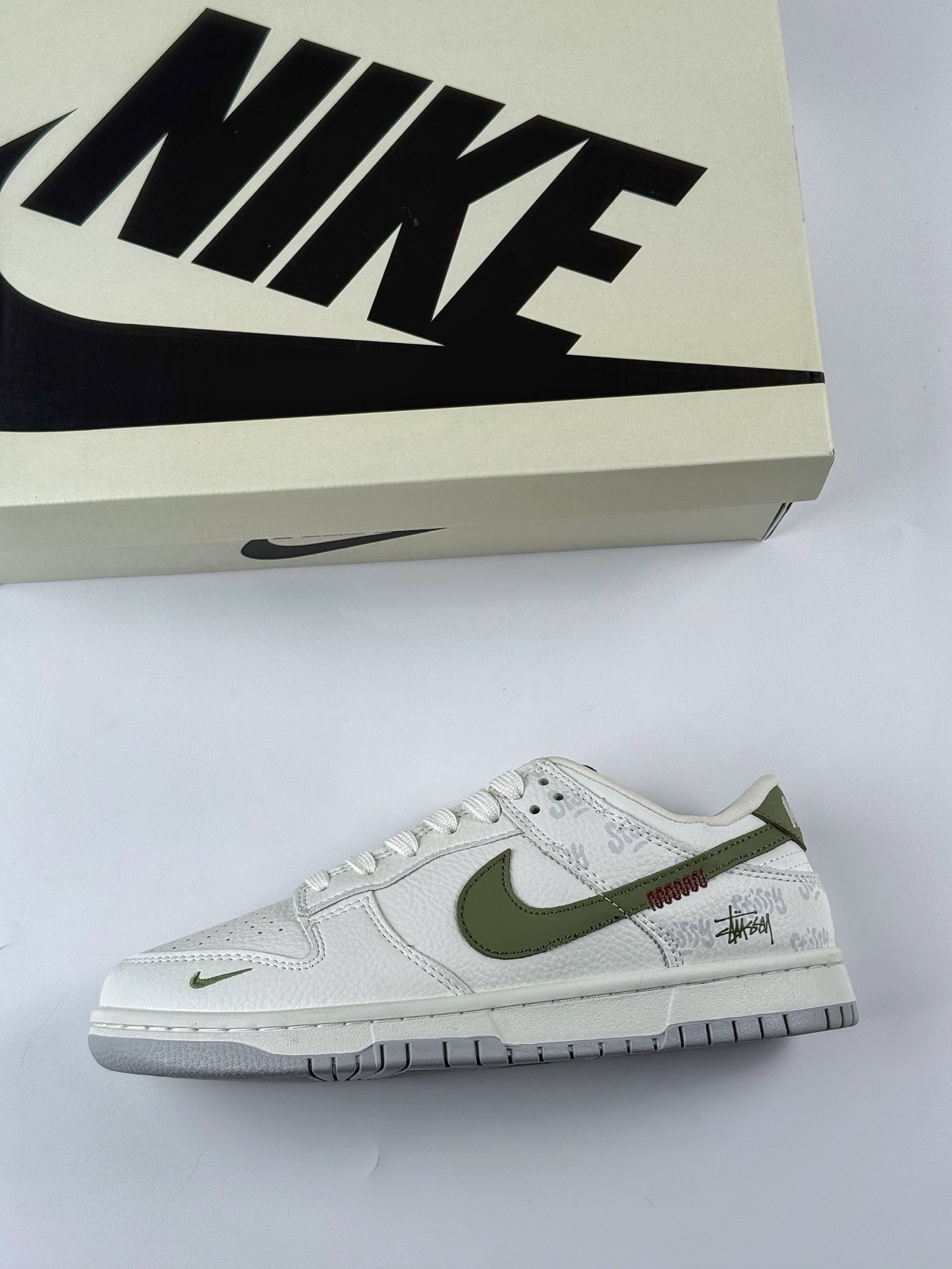 240 Nike SB Dunk Low x Stussy 白绿小钩 XY2026-156